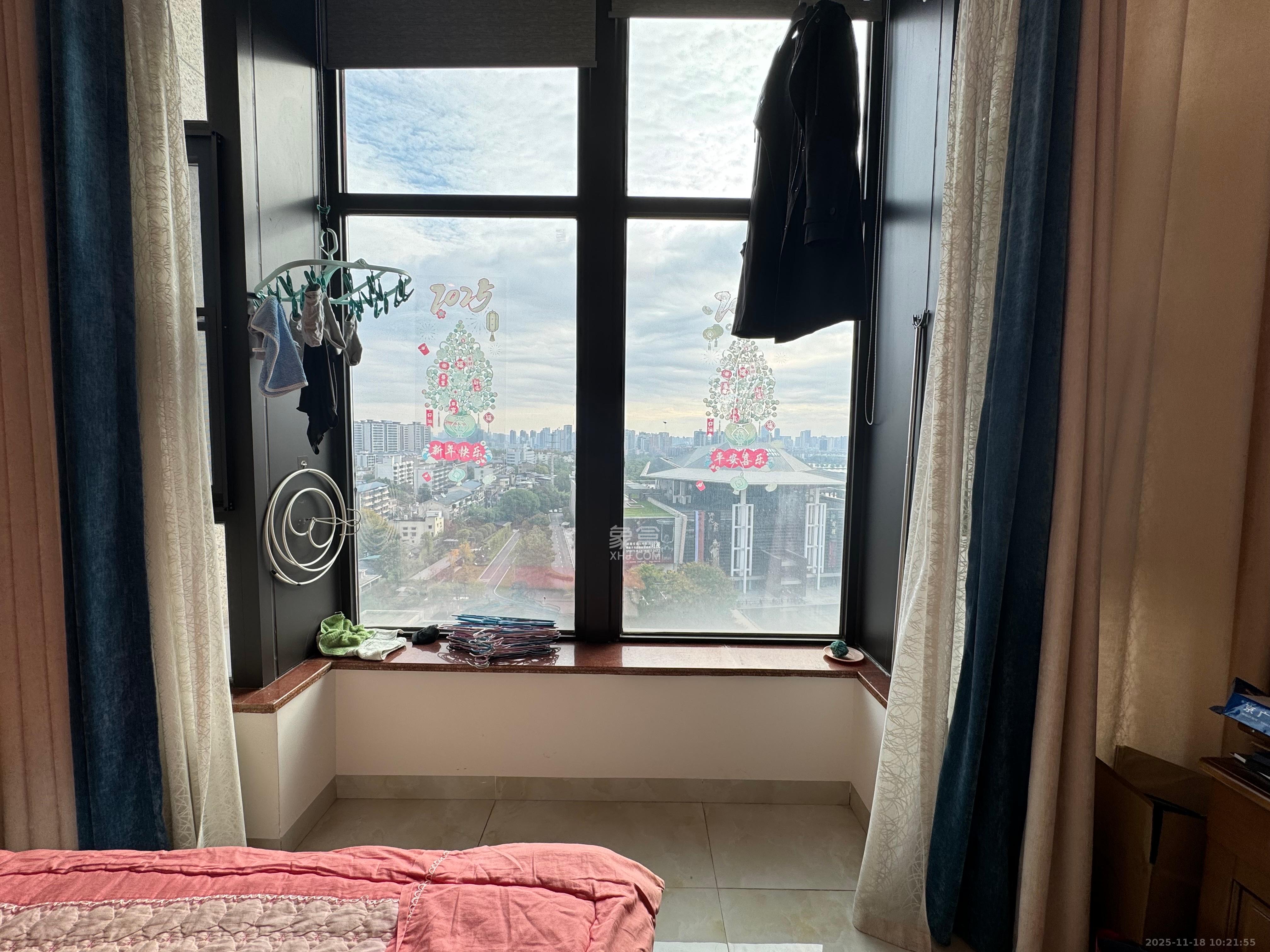 公园9号大都会 1室1厅1卫 2480.0元/月 公园9号大都会 1室1厅1卫 2480.0元/月室内图