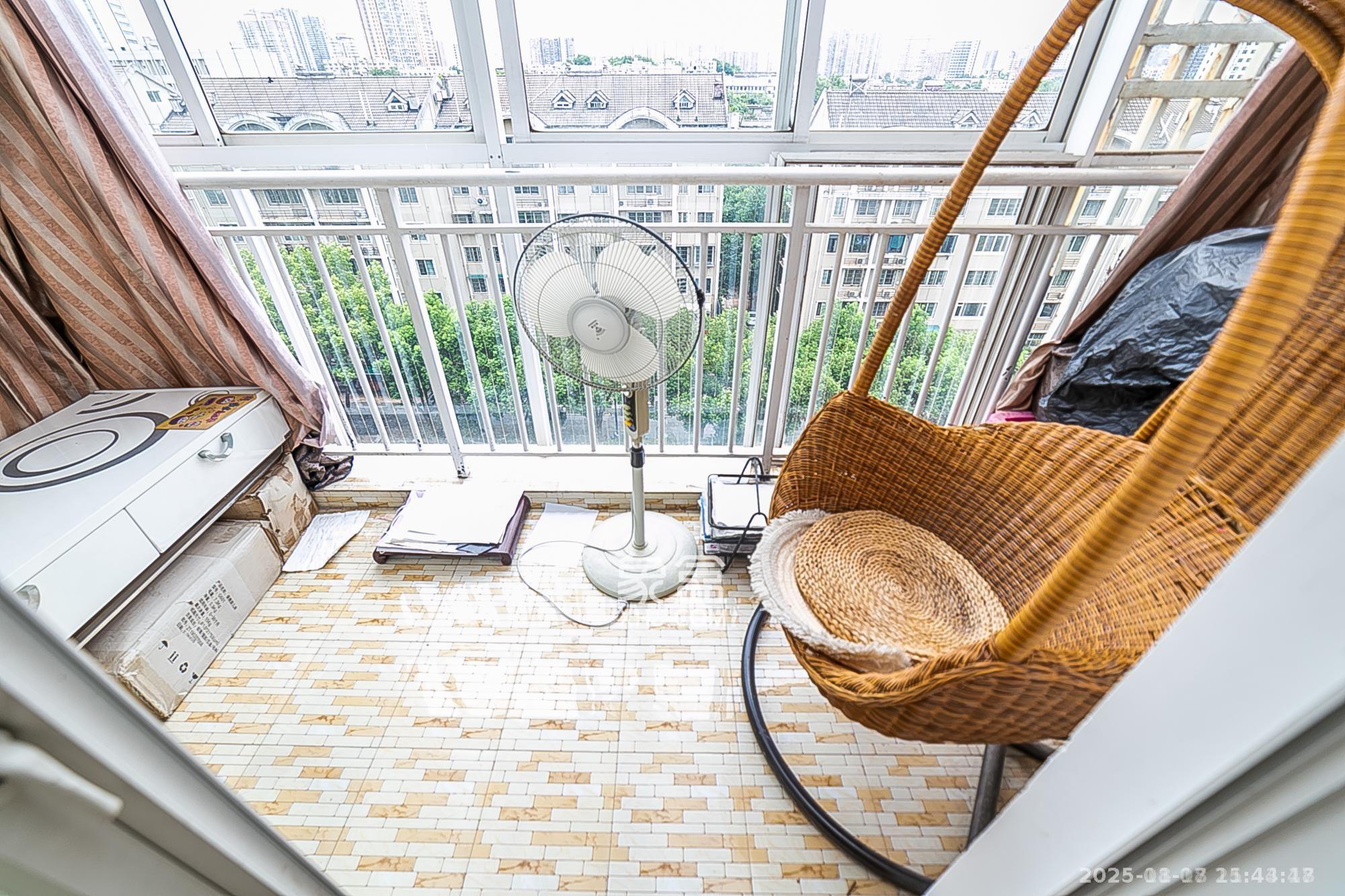 天鸿天府(天鸿中央大院) 2室1厅1卫 2000.0元/月 天鸿天府(天鸿中央大院) 2室1厅1卫 2000.0元/月室内图