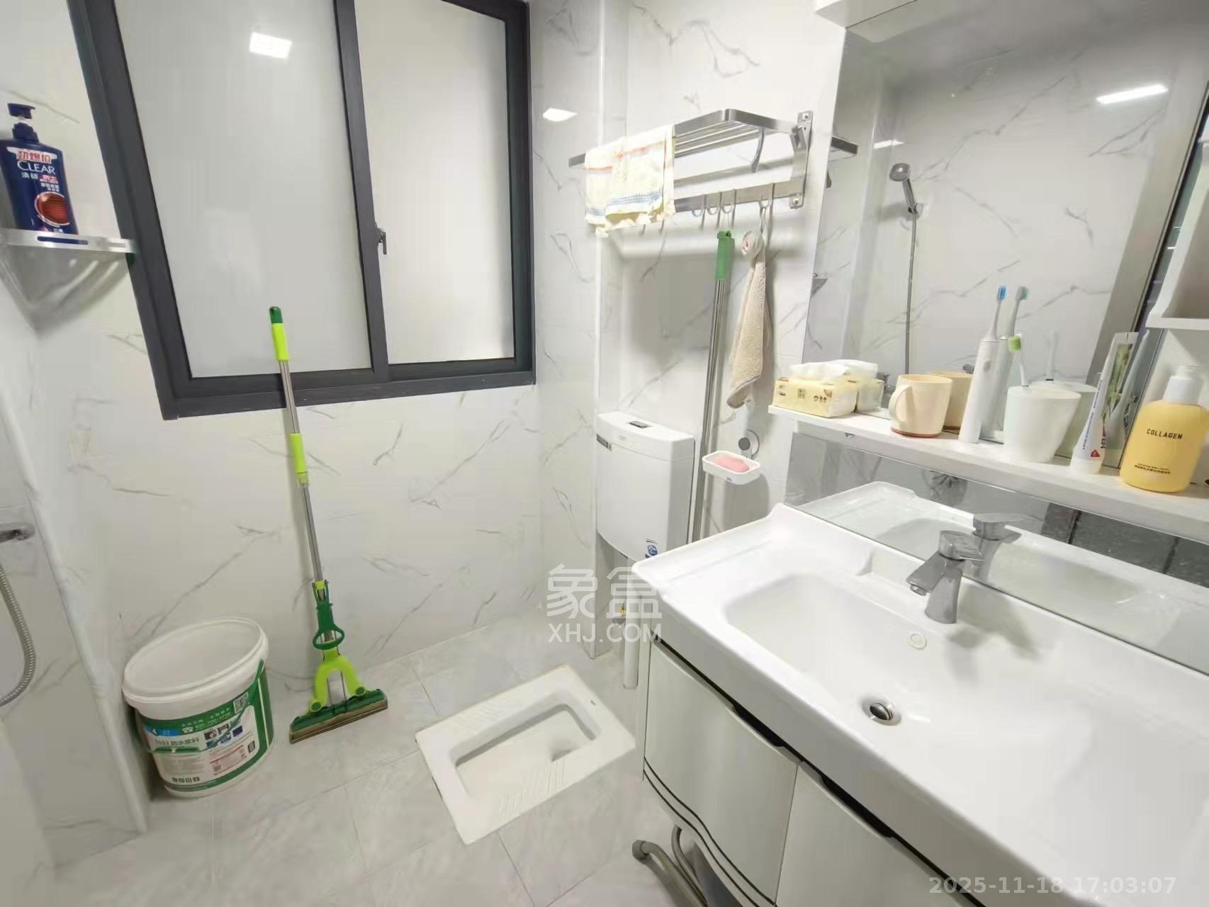 盛世耀凯  2室2厅1卫    2300.0元/月室内图