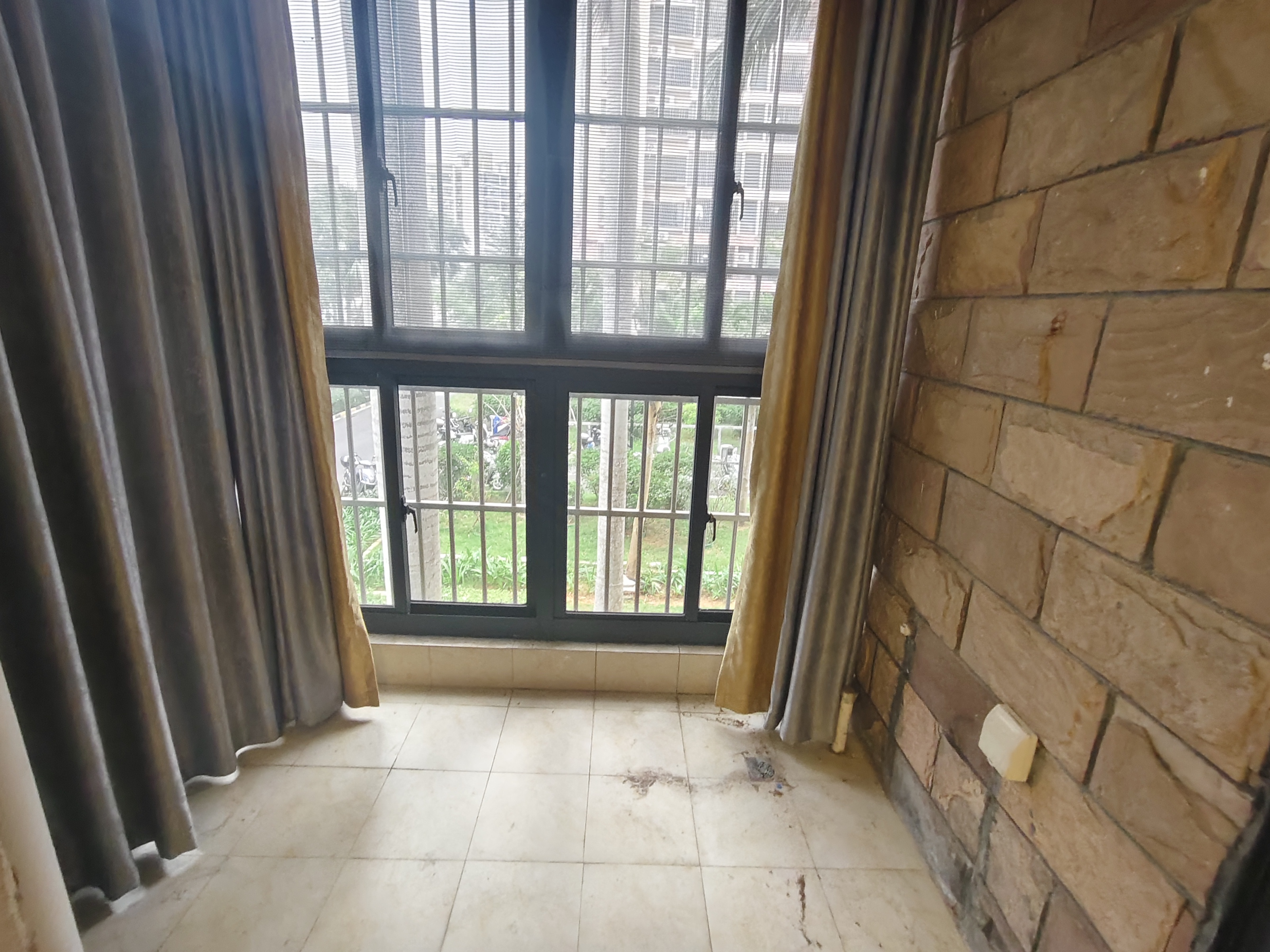 金碧大地豪庭  3室2厅2卫    3500.0元/月室内图