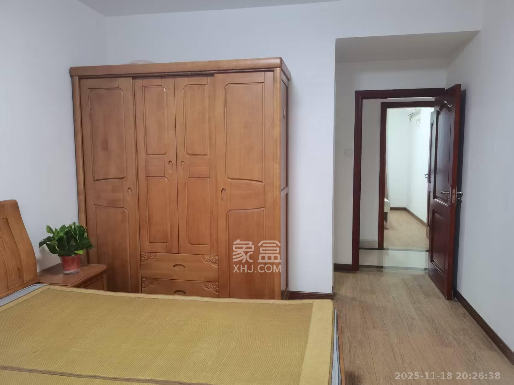 江河双水湾  3室2厅1卫    2800.0元/月室内图