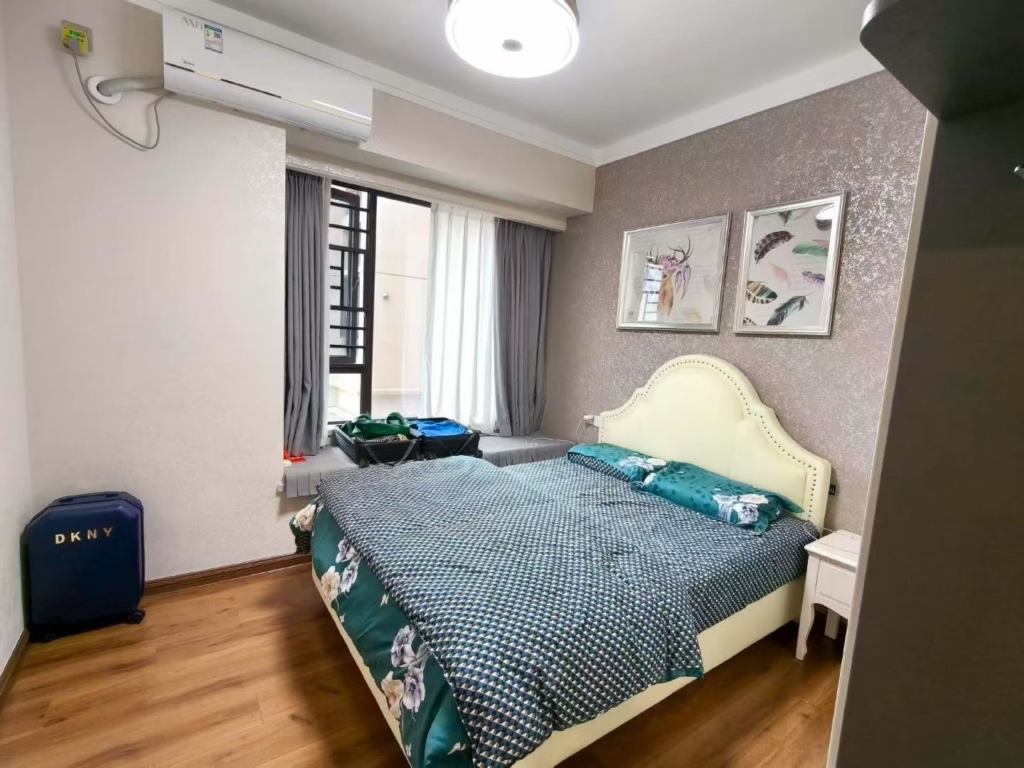 美的雪峰山  4室2厅2卫    87.8万室内图