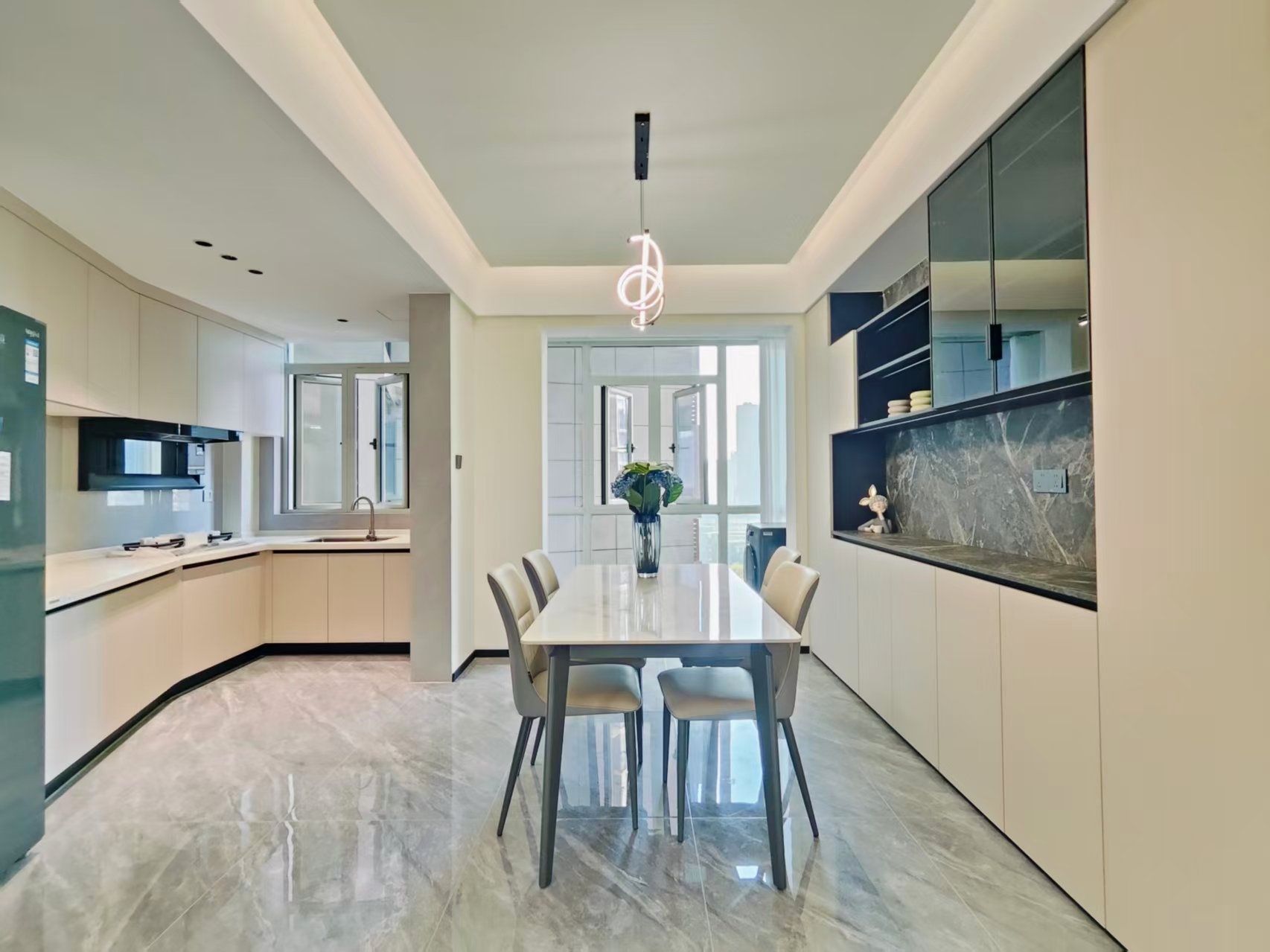 庐山一号  4室2厅2卫    85.8万室内图