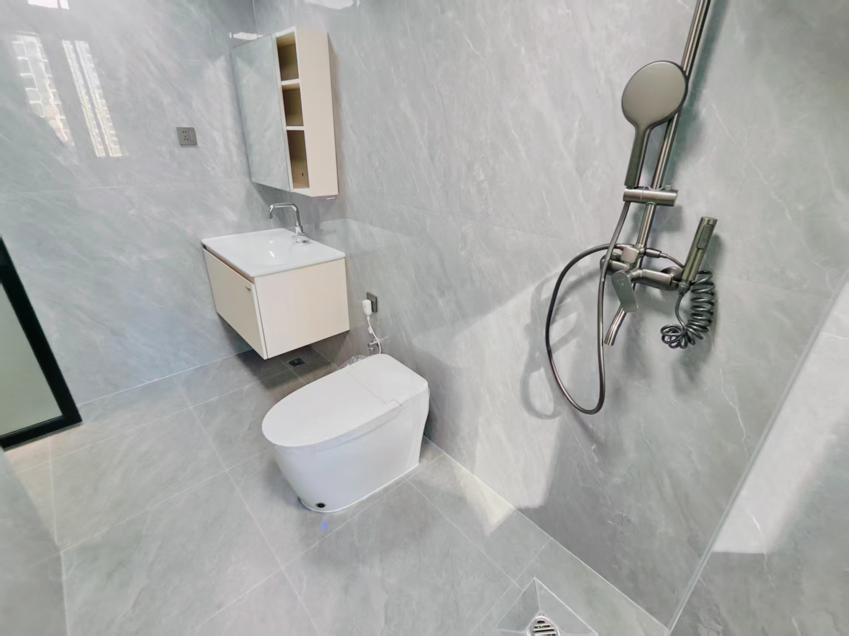 庐山一号  4室2厅2卫    85.8万室内图