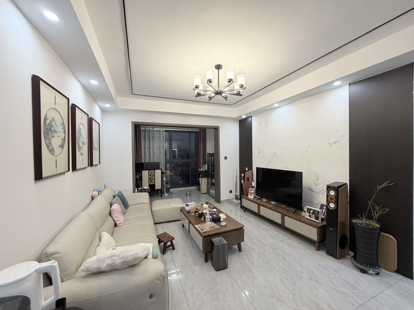 芦淞区荷叶名苑  3室2厅2卫    49.8万