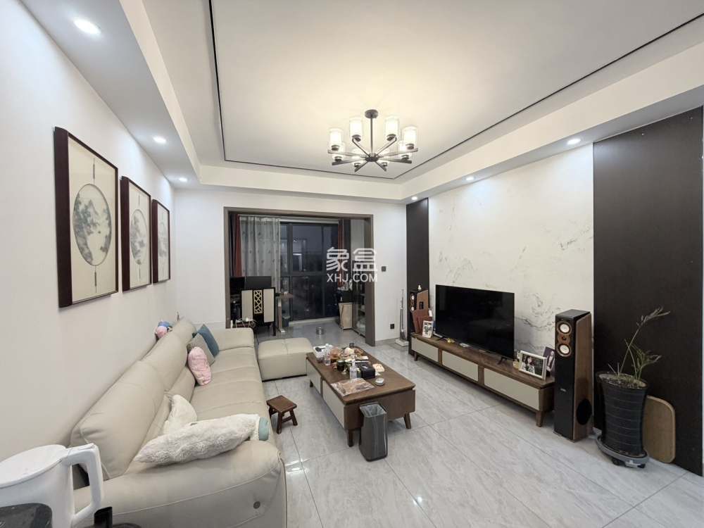 芦淞区荷叶名苑  3室2厅2卫    49.8万