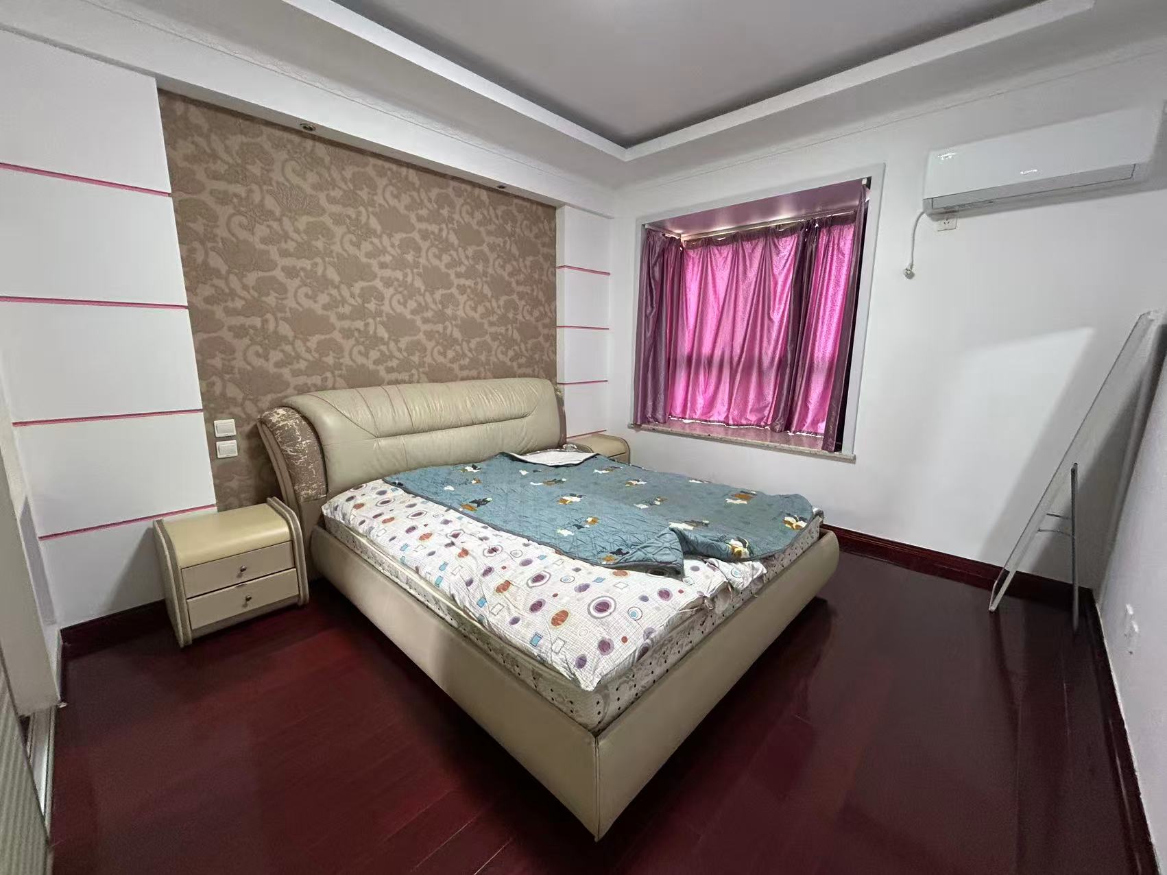 庐山恋  3室2厅2卫    58.8万室内图