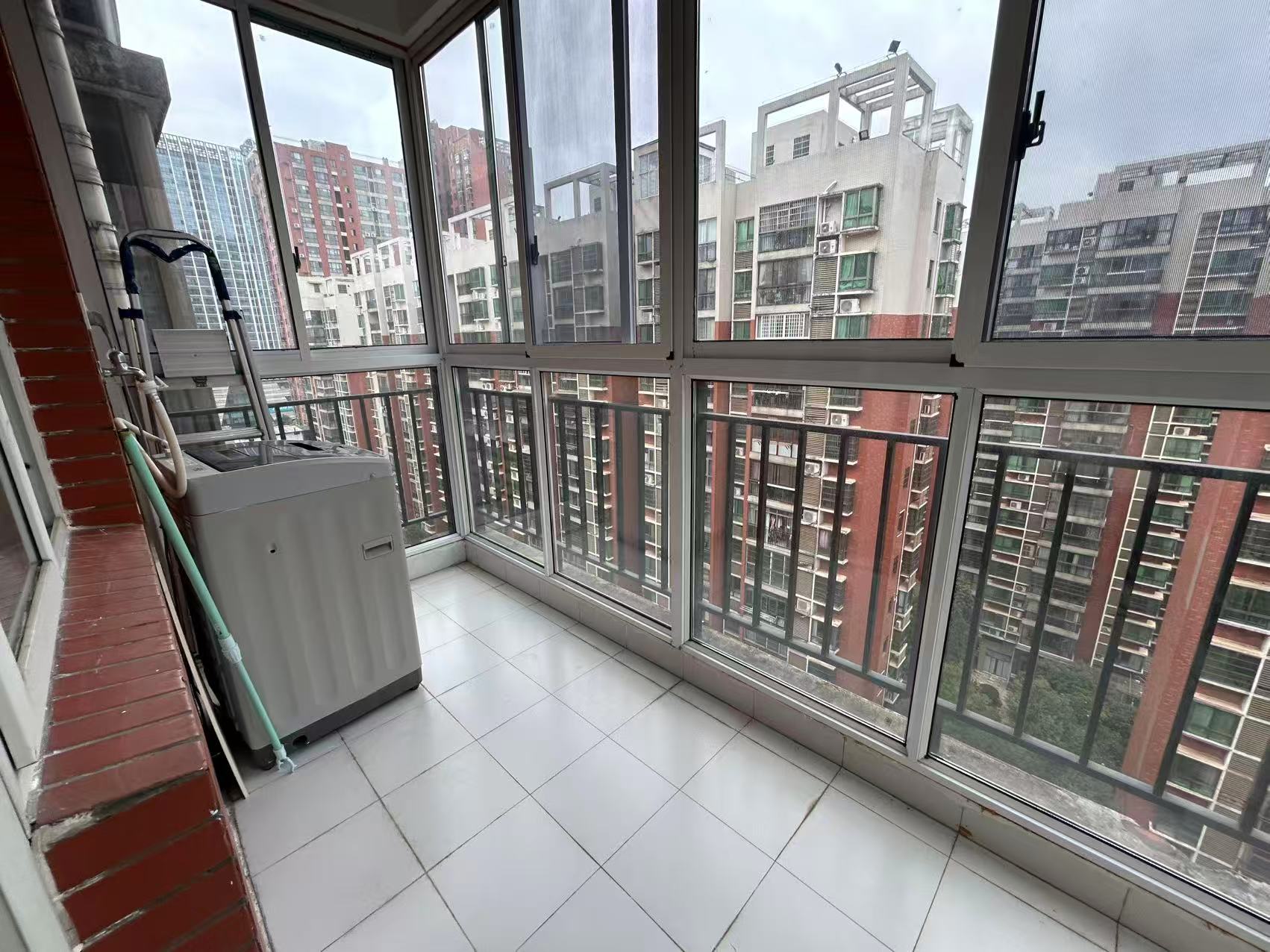 庐山恋  3室2厅2卫    58.8万室内图