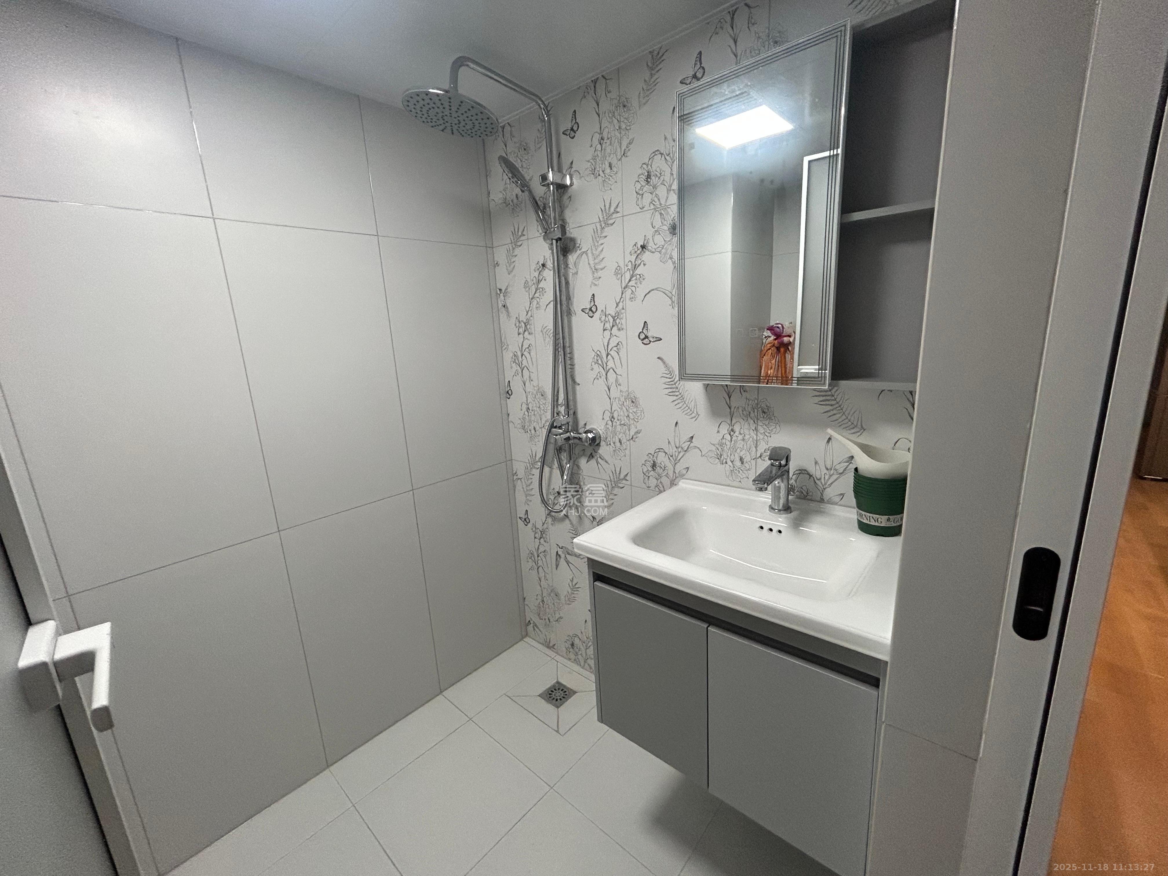 卓越伊景苑  1室0厅0卫    1500.0元/月室内图