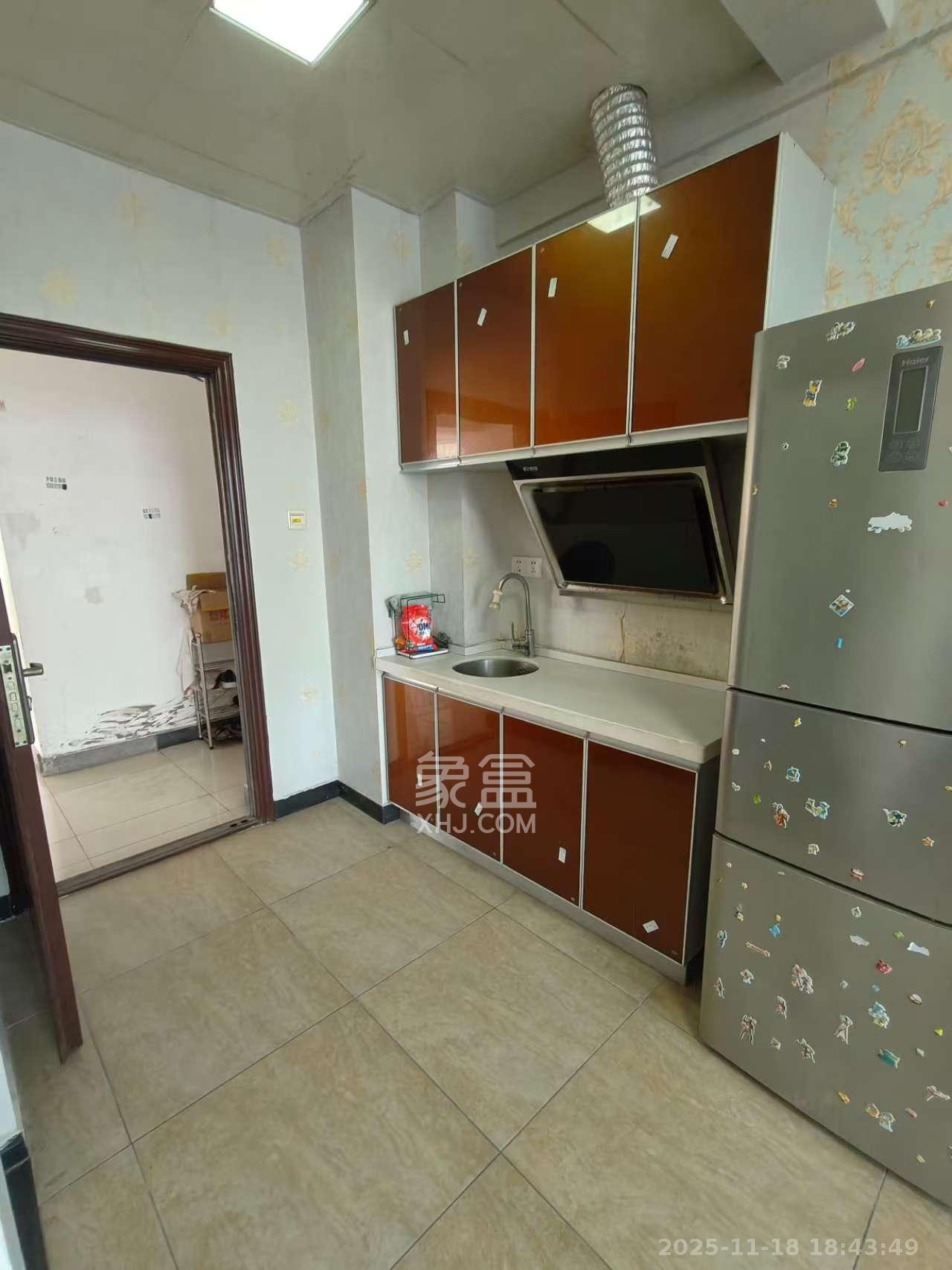 凯通国际城(凯通朝庭) 1室1厅1卫 1600.0元/月 凯通国际城(凯通朝庭) 1室1厅1卫 1600.0元/月室内图