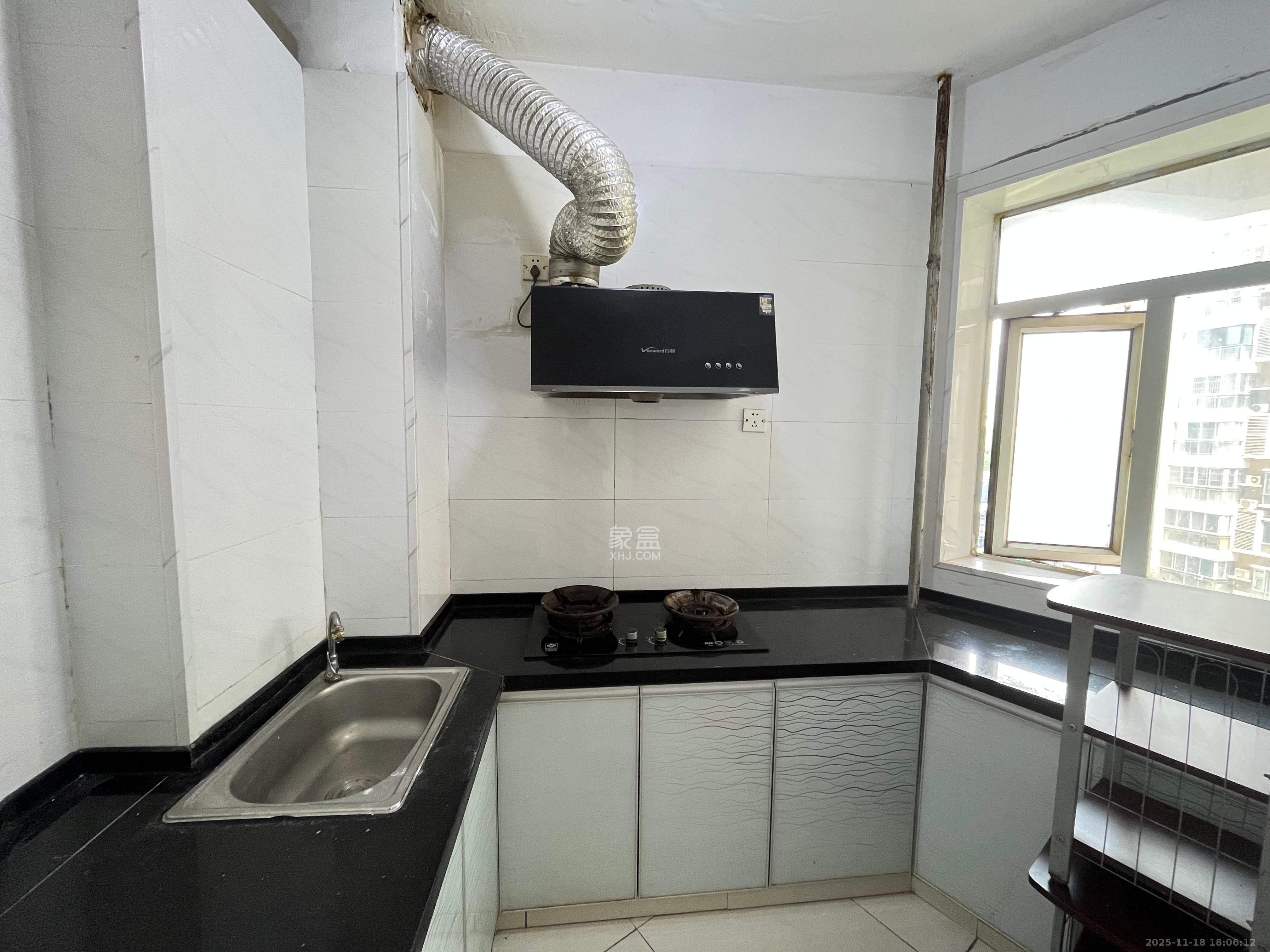 凯通国际城（凯通朝庭）  3室1厅1卫    2000.0元/月室内图