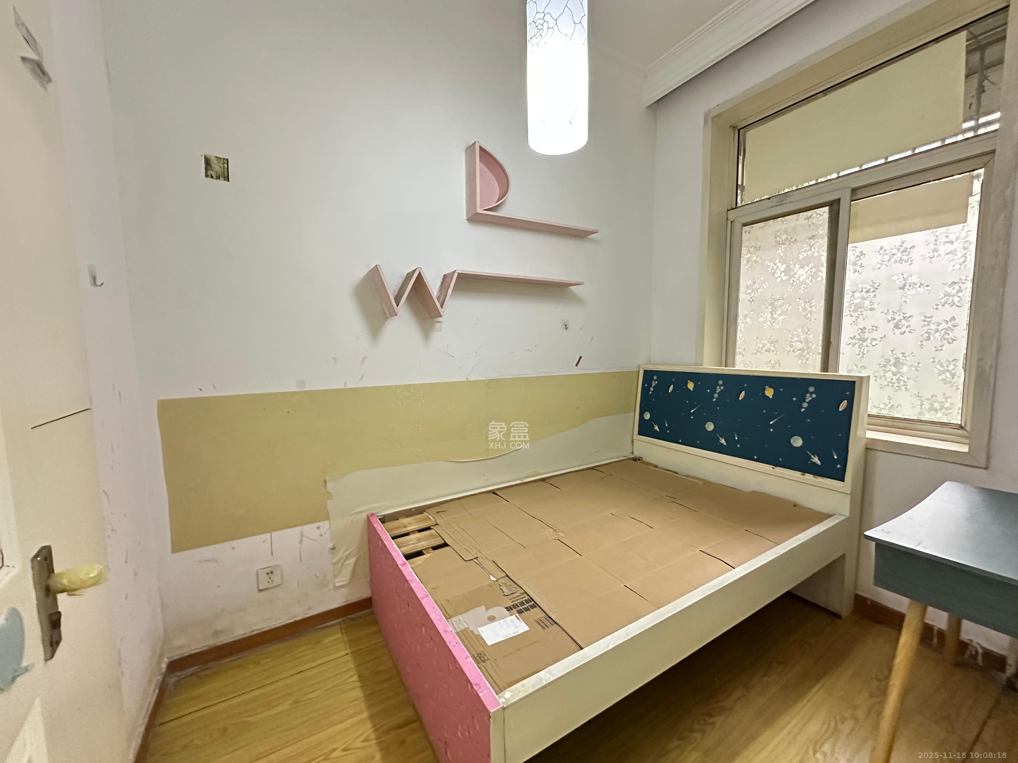 广电南院宿舍  3室2厅1卫    1500.0元/月室内图