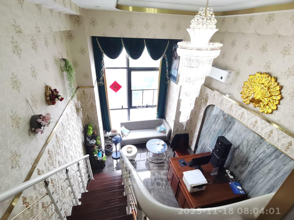 未来云环球中心  1室1厅1卫    2200.0元/月室内图