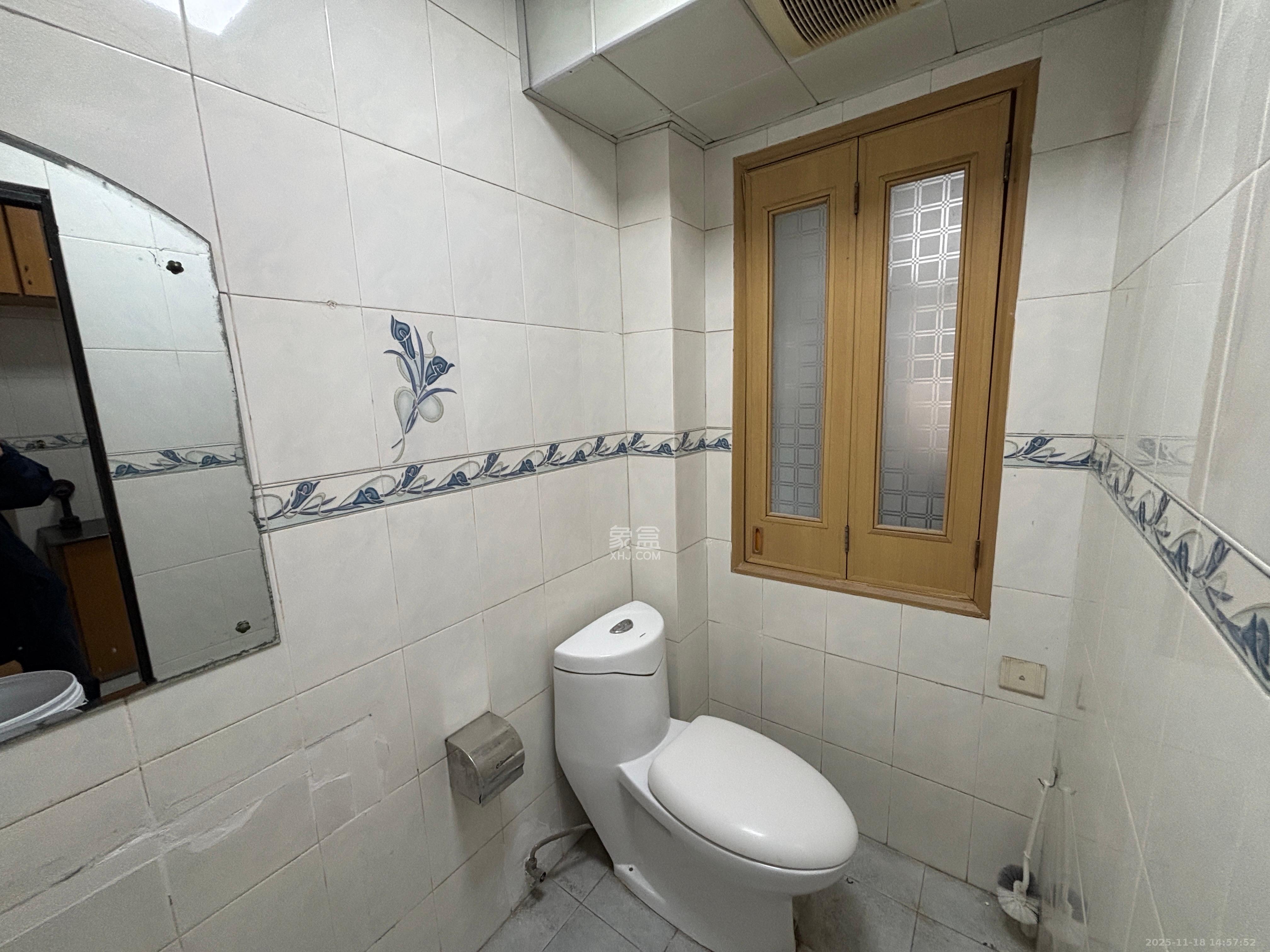 省卫生厅机关大院 3室2厅1卫 2800.0元/月 省卫生厅机关大院 3室2厅1卫 2800.0元/月室内图