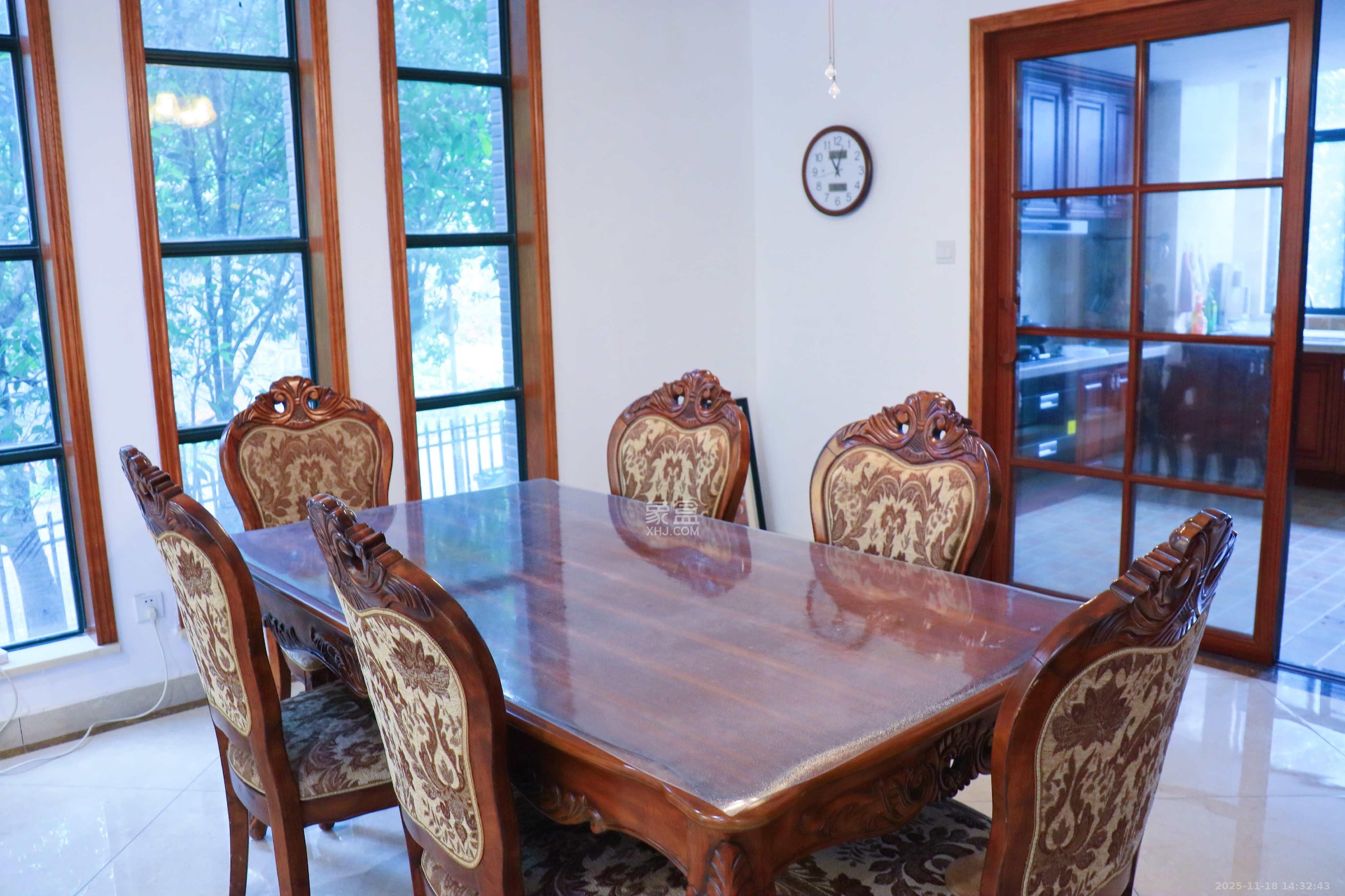 香格里麓山别墅  6室2厅3卫    11000.0元/月室内图