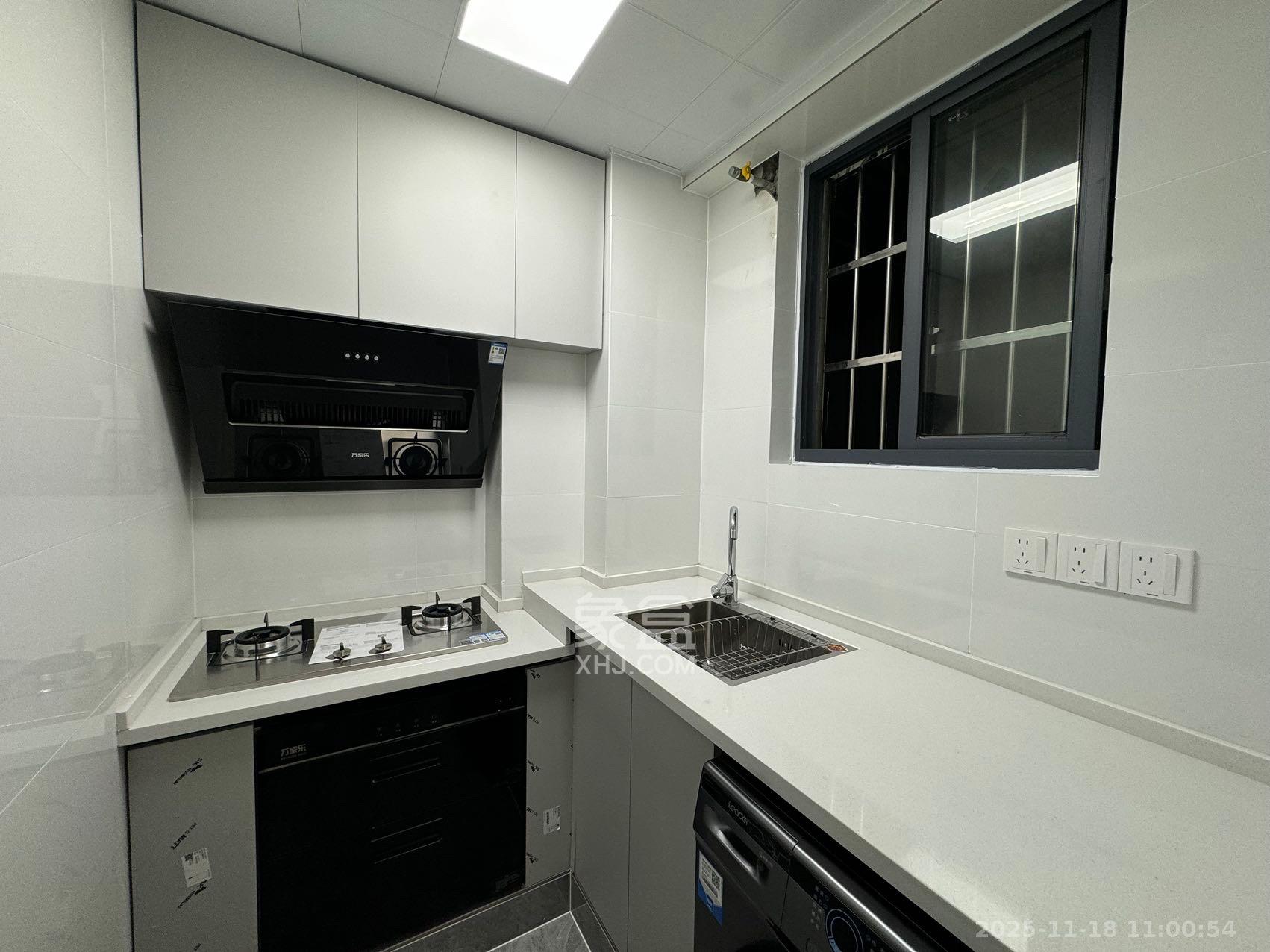 君悦新天地  2室1厅2卫    2400.0元/月室内图