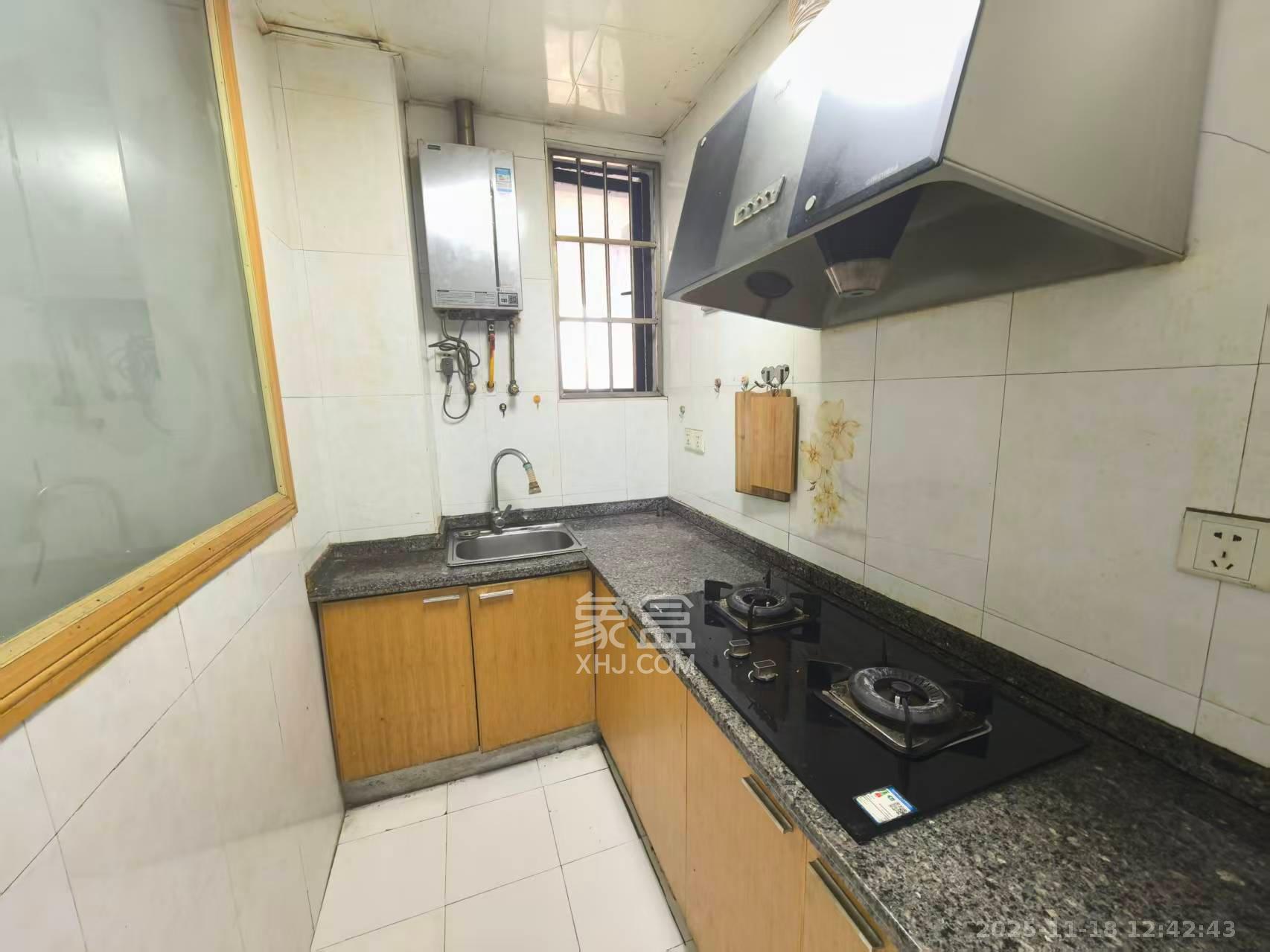 加加大街(华景苑) 1室1厅1卫 1500.0元/月 加加大街(华景苑) 1室1厅1卫 1500.0元/月室内图