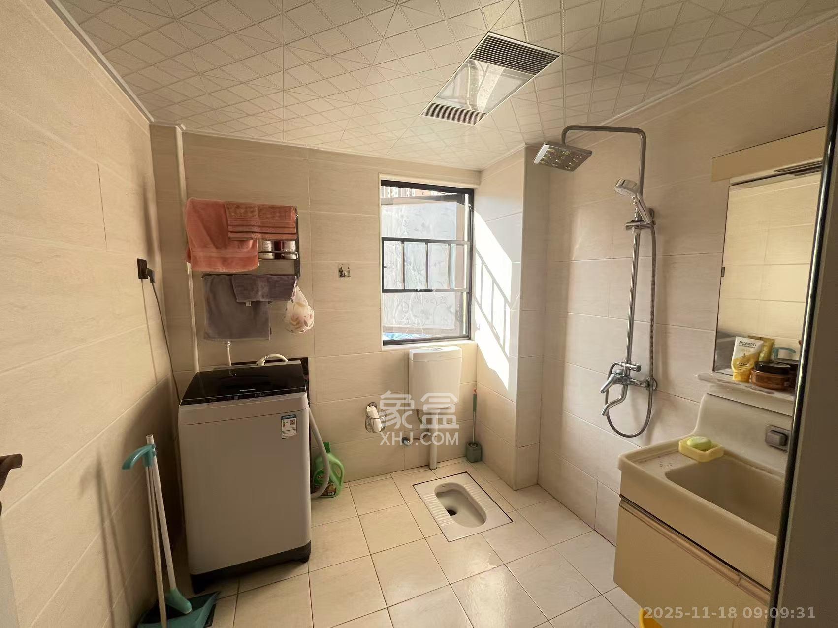 紫御江山 3室2厅1卫 2400.0元/月 紫御江山 3室2厅1卫 2400.0元/月室内图