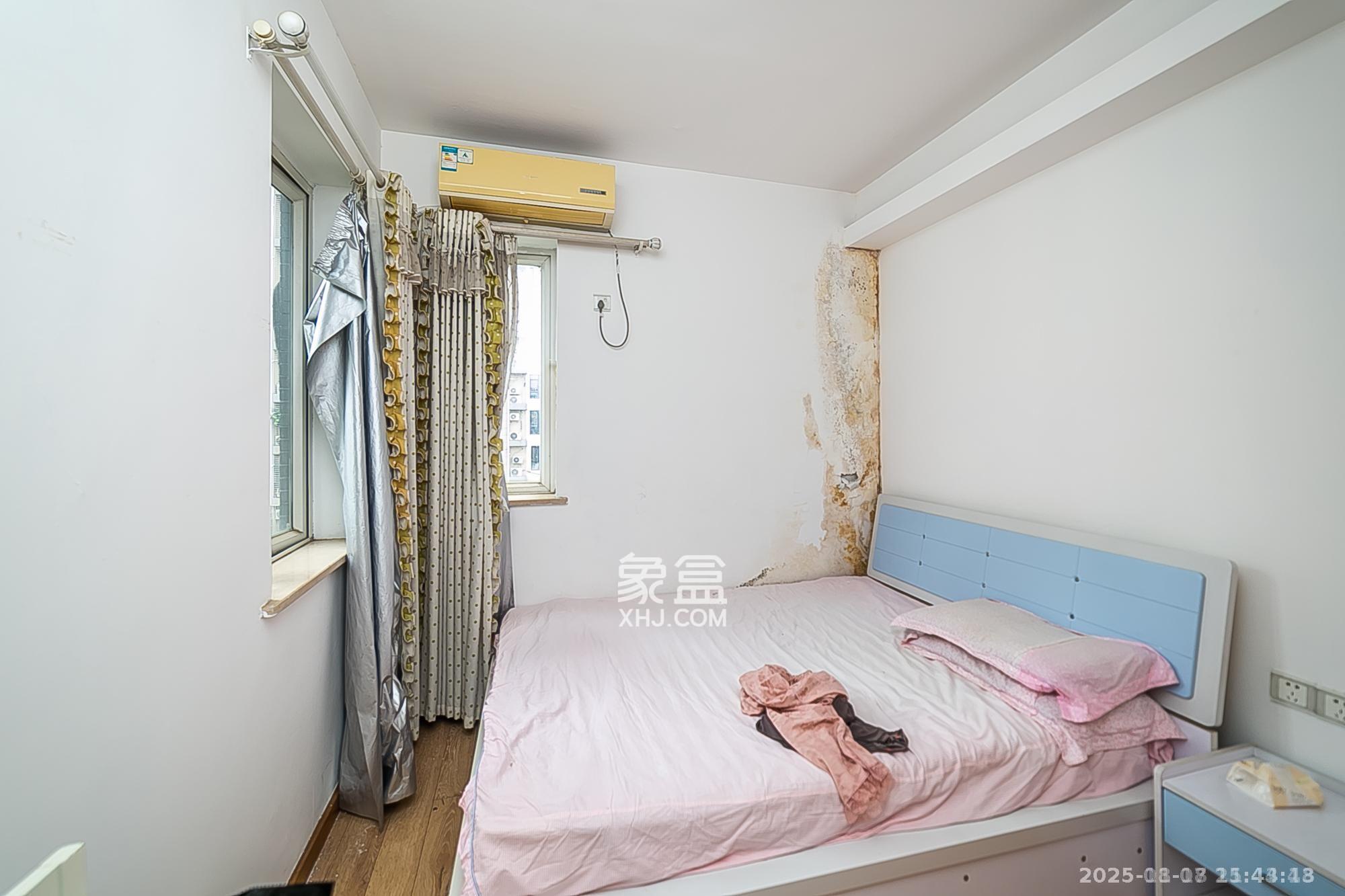 天鸿天府(天鸿中央大院) 2室1厅1卫 2000.0元/月 天鸿天府(天鸿中央大院) 2室1厅1卫 2000.0元/月室内图