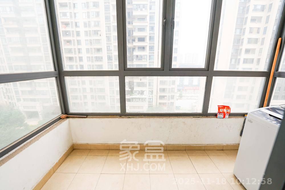 五矿万境蓝山  4室2厅2卫    2800.0元/月室内图