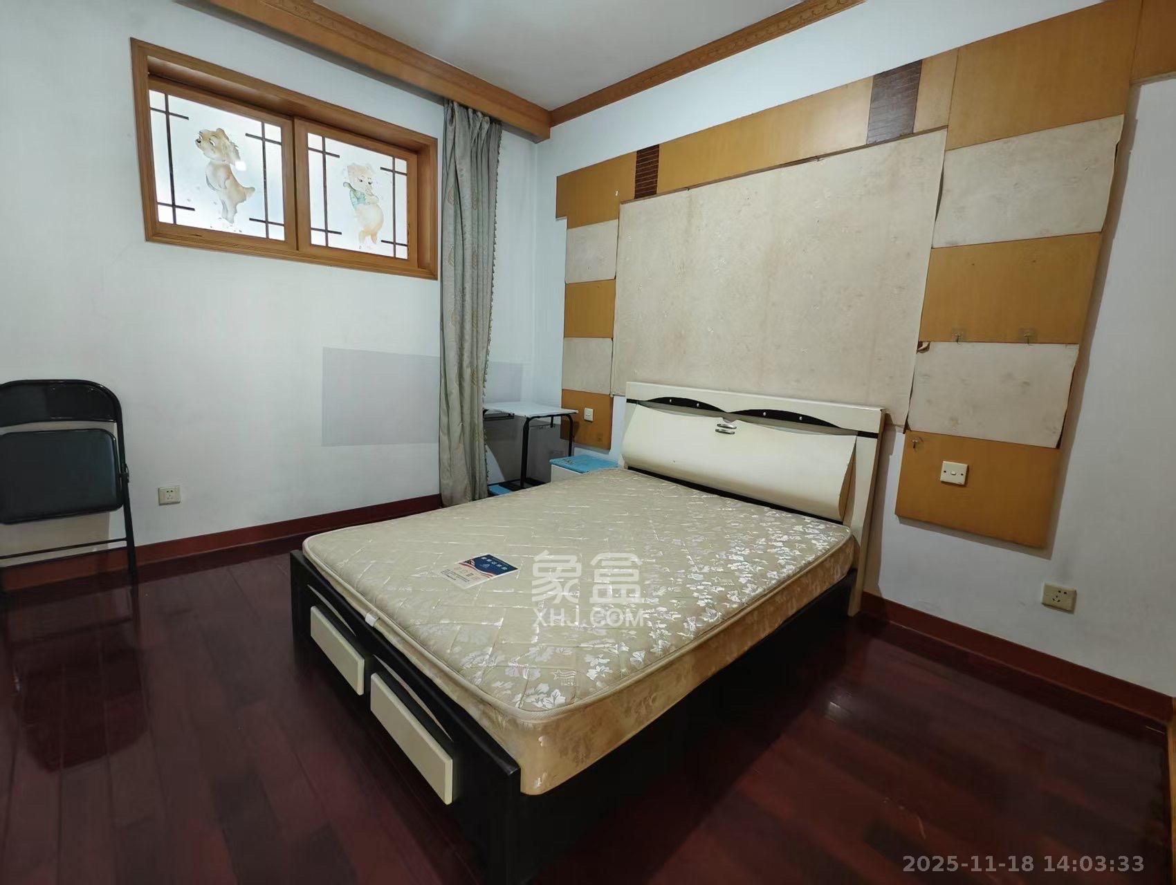 人民新村  3室1厅1卫    1700.0元/月室内图