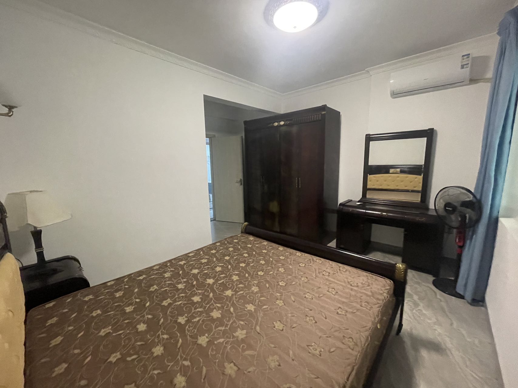 绿地海长流二期  5室2厅2卫    3500.0元/月室内图