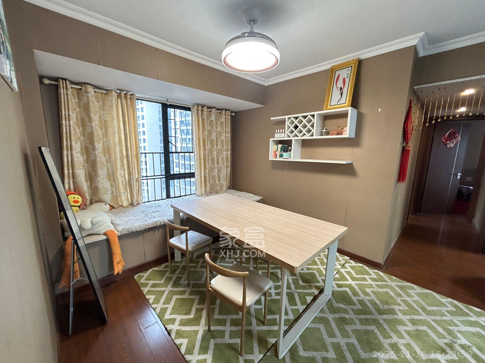 万科城市花园  3室2厅2卫    2300.0元/月室内图