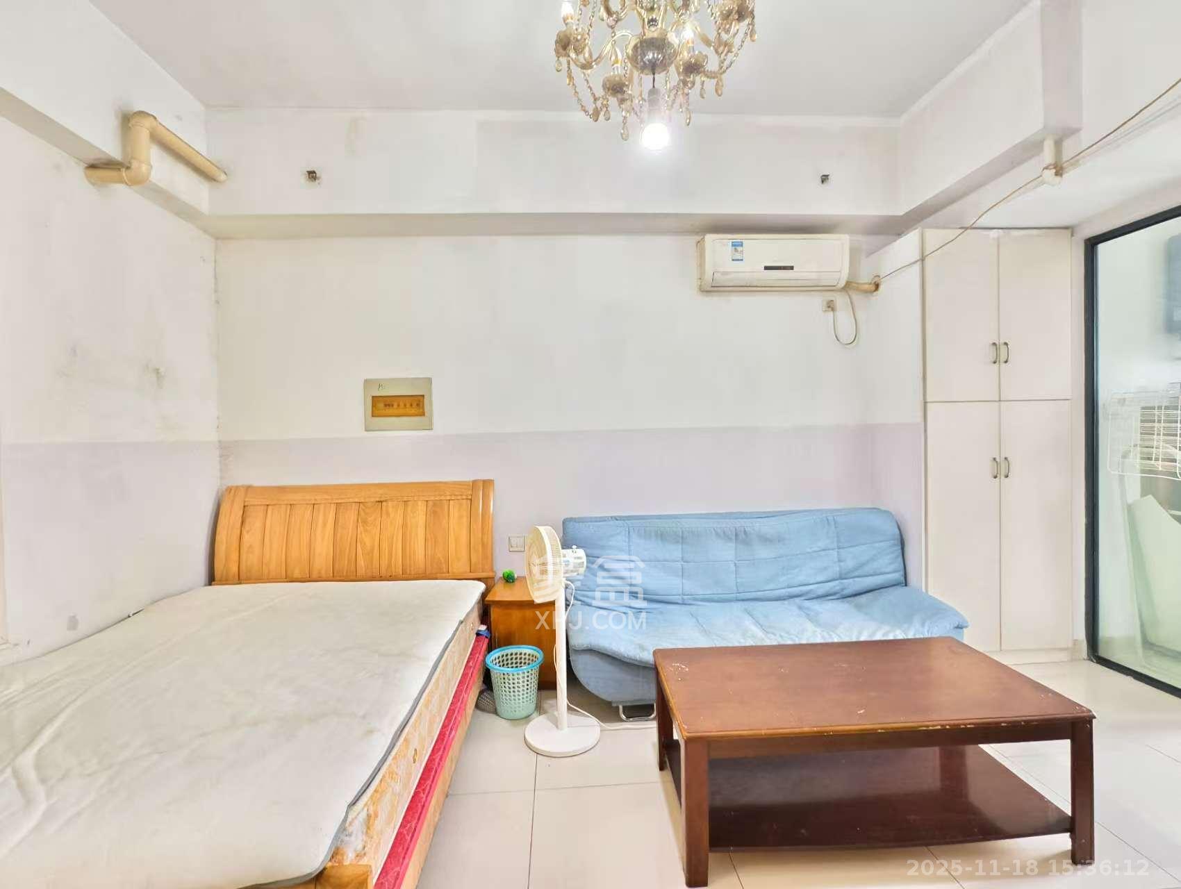 奥克斯广场  1室1厅1卫    1300.0元/月室内图