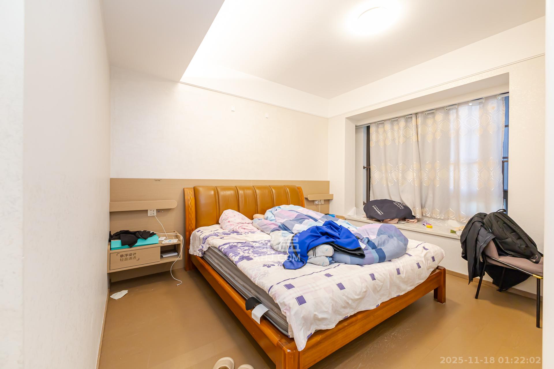 时代建发和著  4室2厅2卫    188.0万卧室