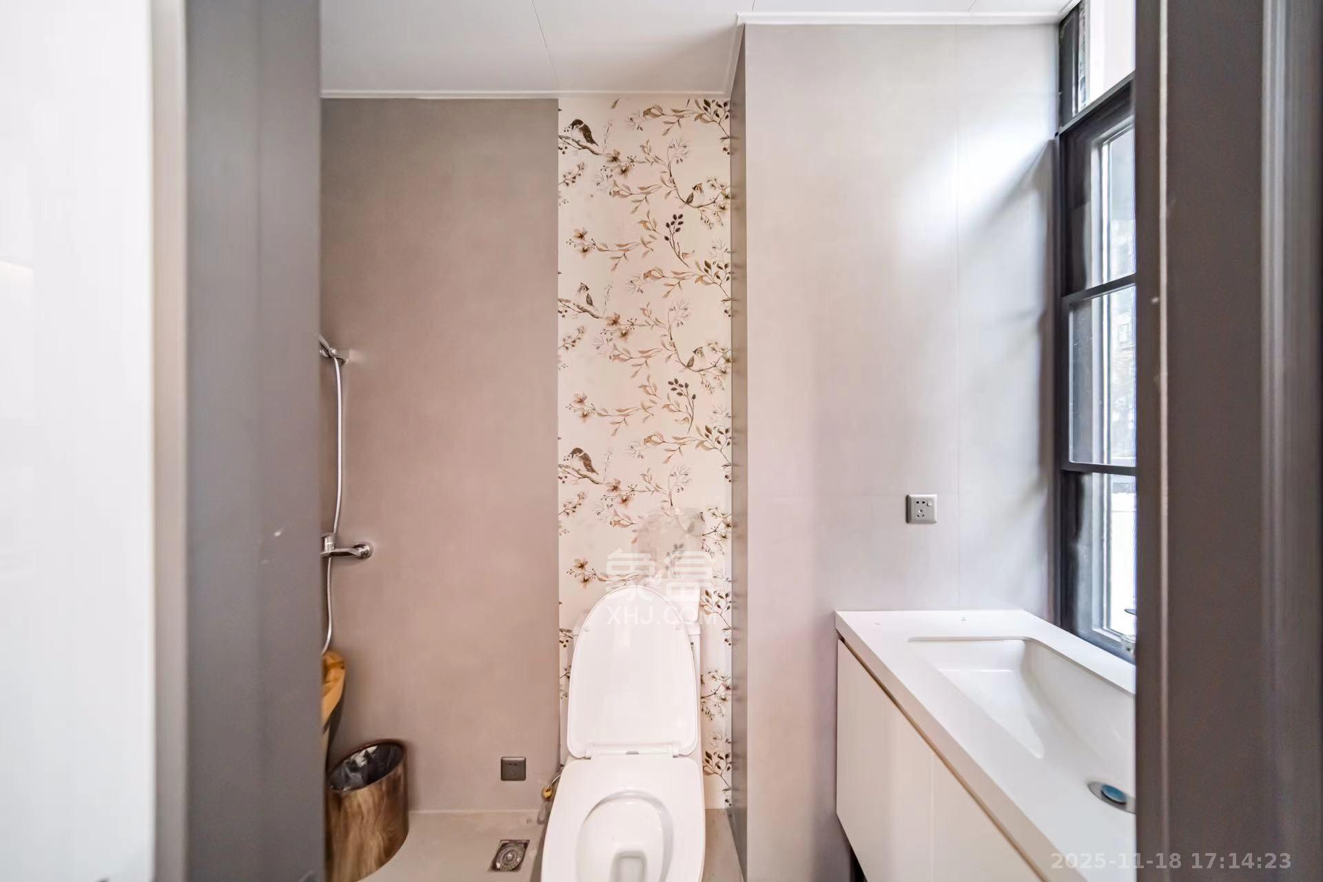 梦想麓隐桐溪  5室2厅3卫    4000.0元/月室内图