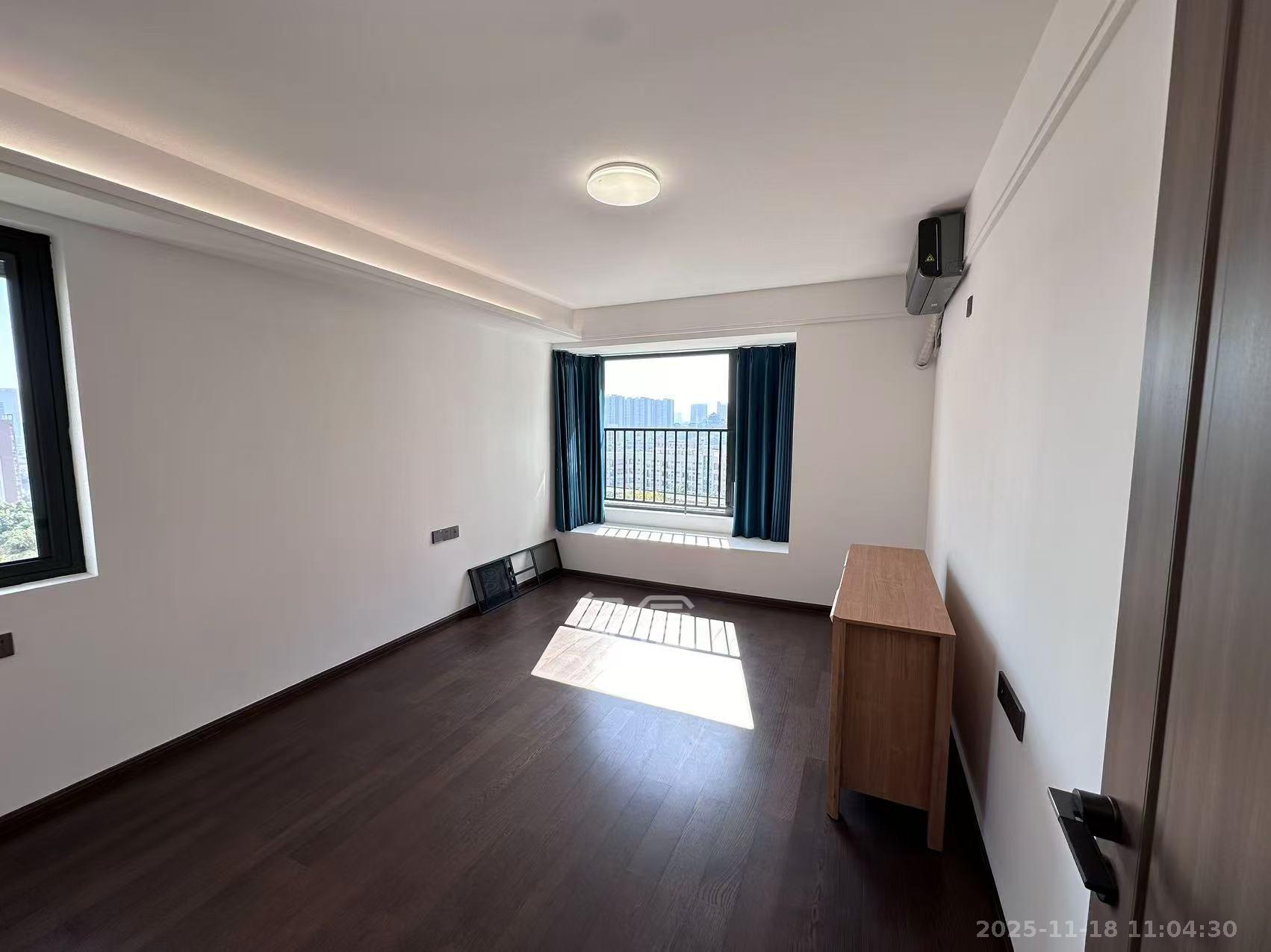 金茂越秀雨花金茂智慧科学城 4室2厅2卫 4000.0元/月 金茂越秀雨花金茂智慧科学城 4室2厅2卫 4000.0元/月室内图