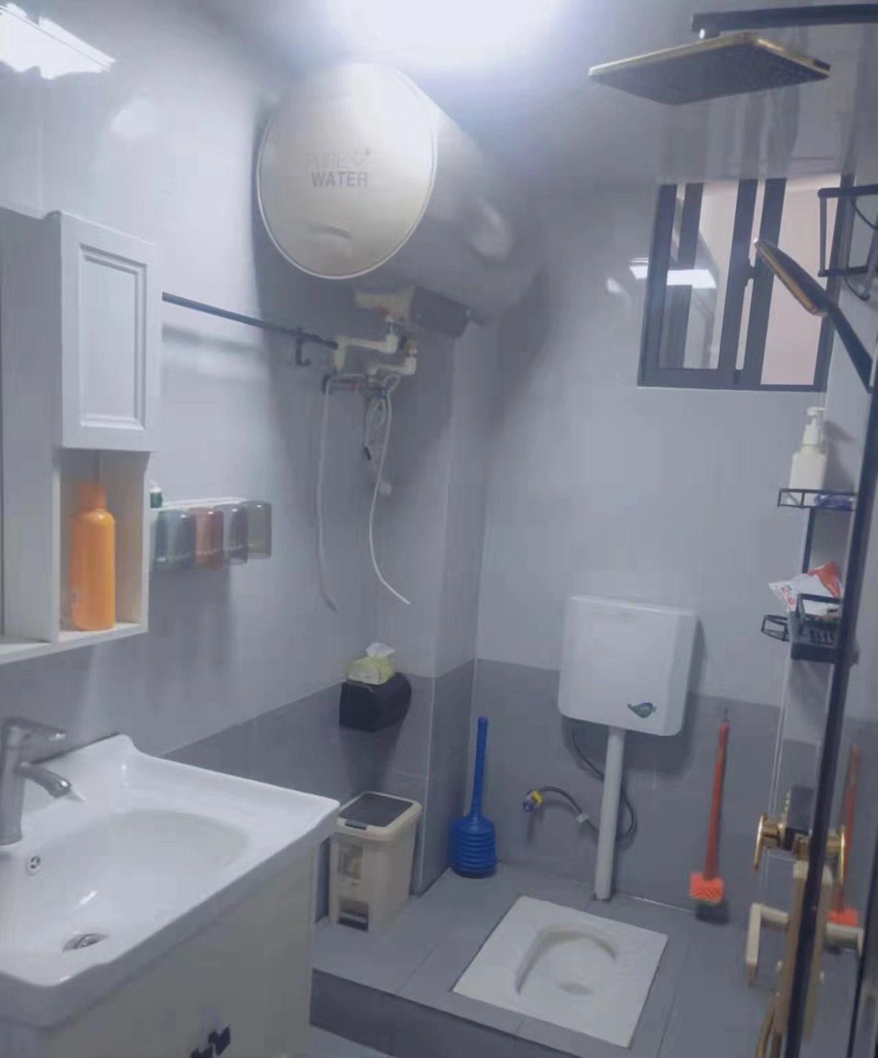 南希花苑 3室1厅1卫 2000.0元/月 南希花苑 3室1厅1卫 2000.0元/月室内图