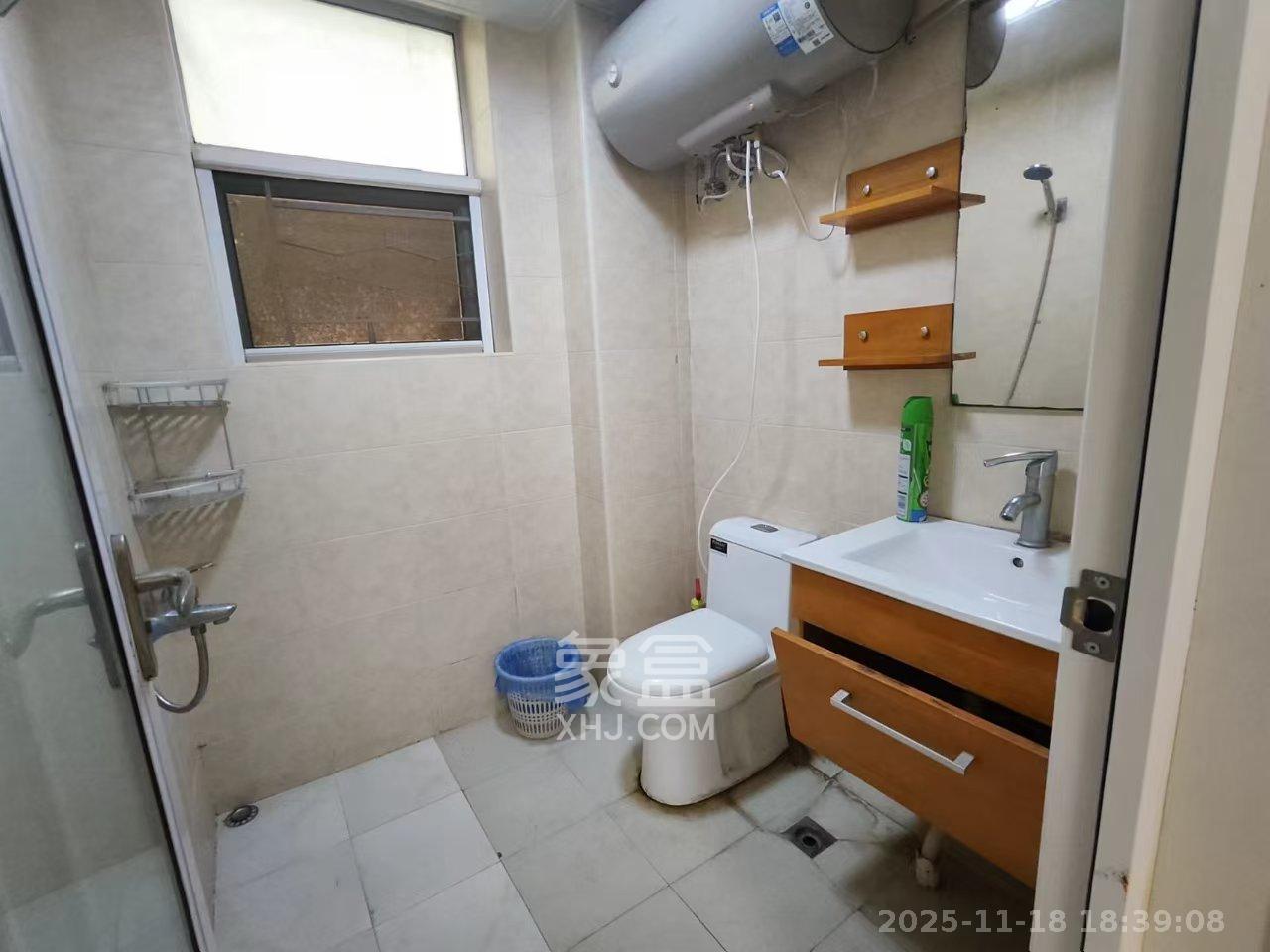 凯通国际城（凯通朝庭）  3室1厅2卫    2600.0元/月室内图