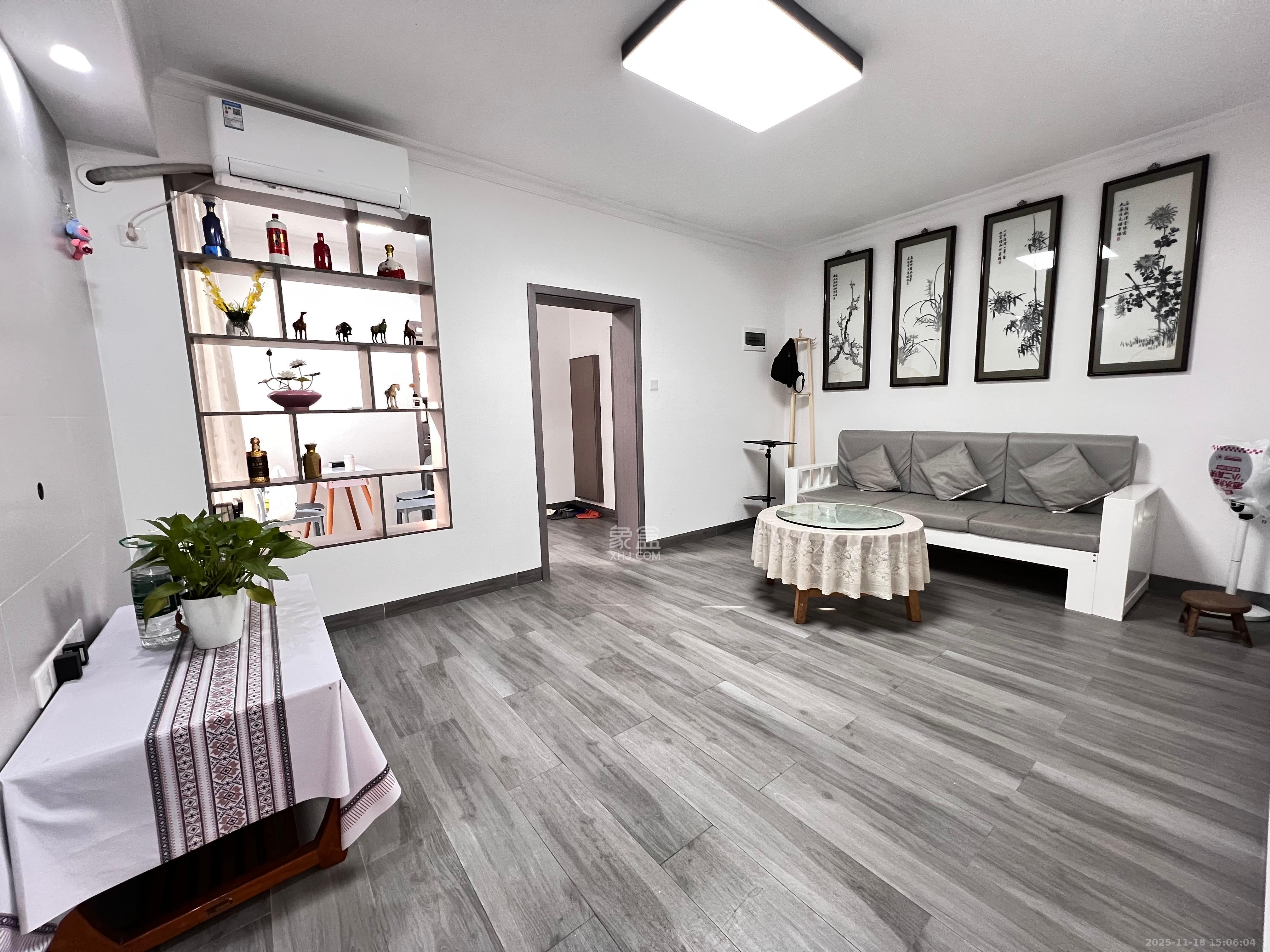 省肉食水产总公司宿舍 3室2厅1卫 2400.0元/月 省肉食水产总公司宿舍 3室2厅1卫 2400.0元/月室内图