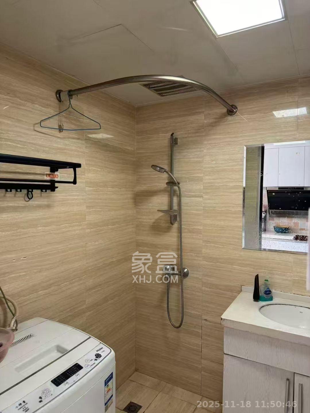 融科东南海 1室1厅1卫 1200.0元/月 融科东南海 1室1厅1卫 1200.0元/月室内图