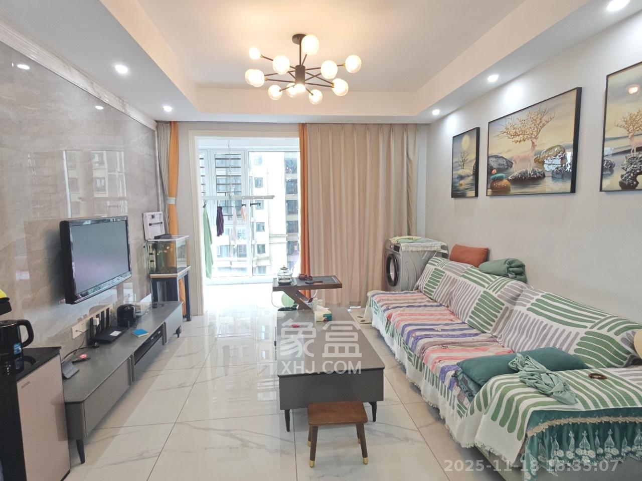 梅溪湖金茂湾  4室2厅2卫    3500.0元/月