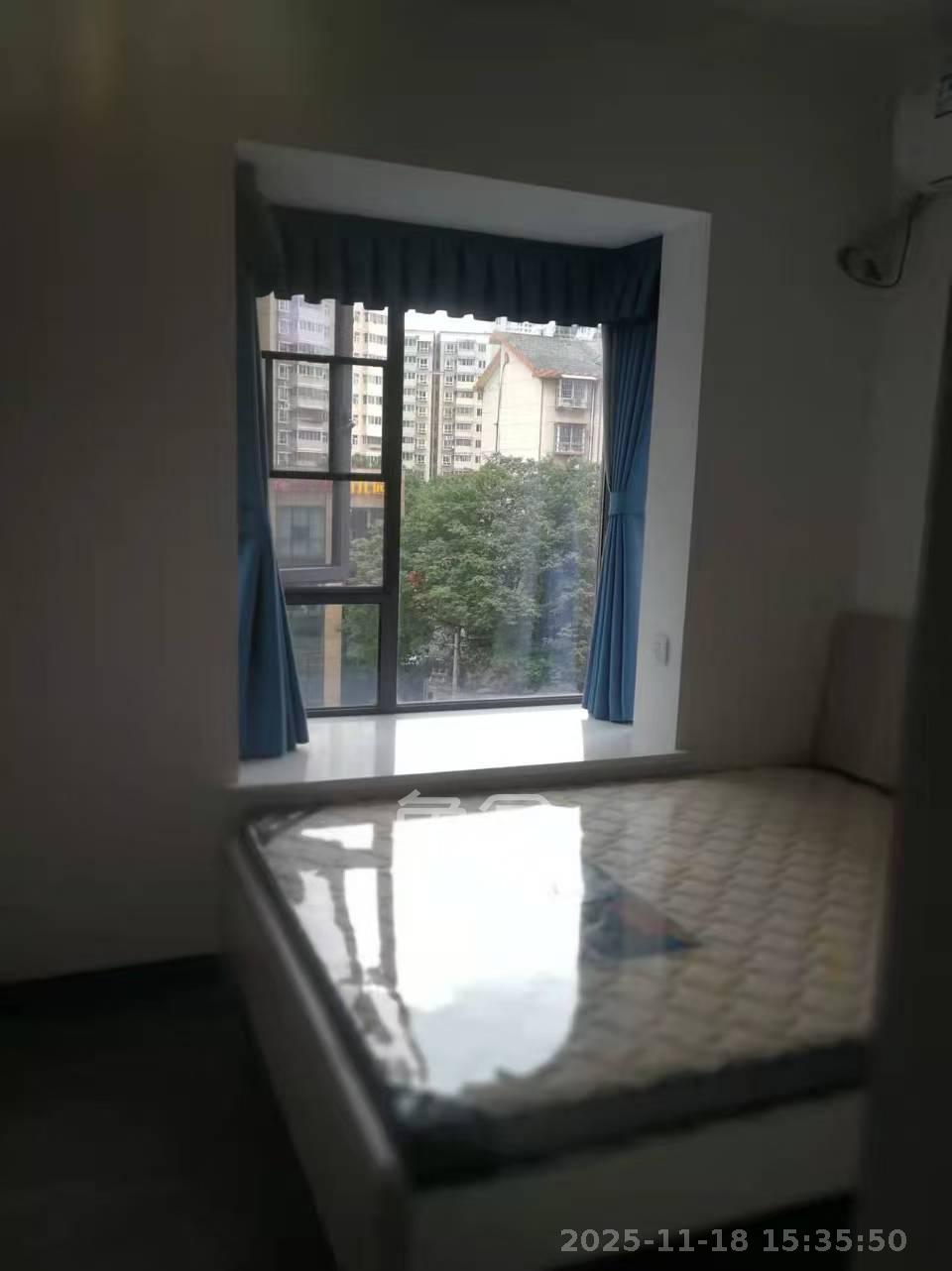 吉泰园安置小区  2室1厅1卫    2100.0元/月室内图