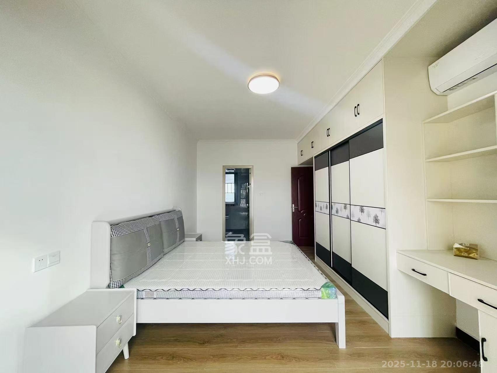 卓越蔚蓝海岸三期 3室2厅2卫 3000.0元/月 卓越蔚蓝海岸三期 3室2厅2卫 3000.0元/月室内图