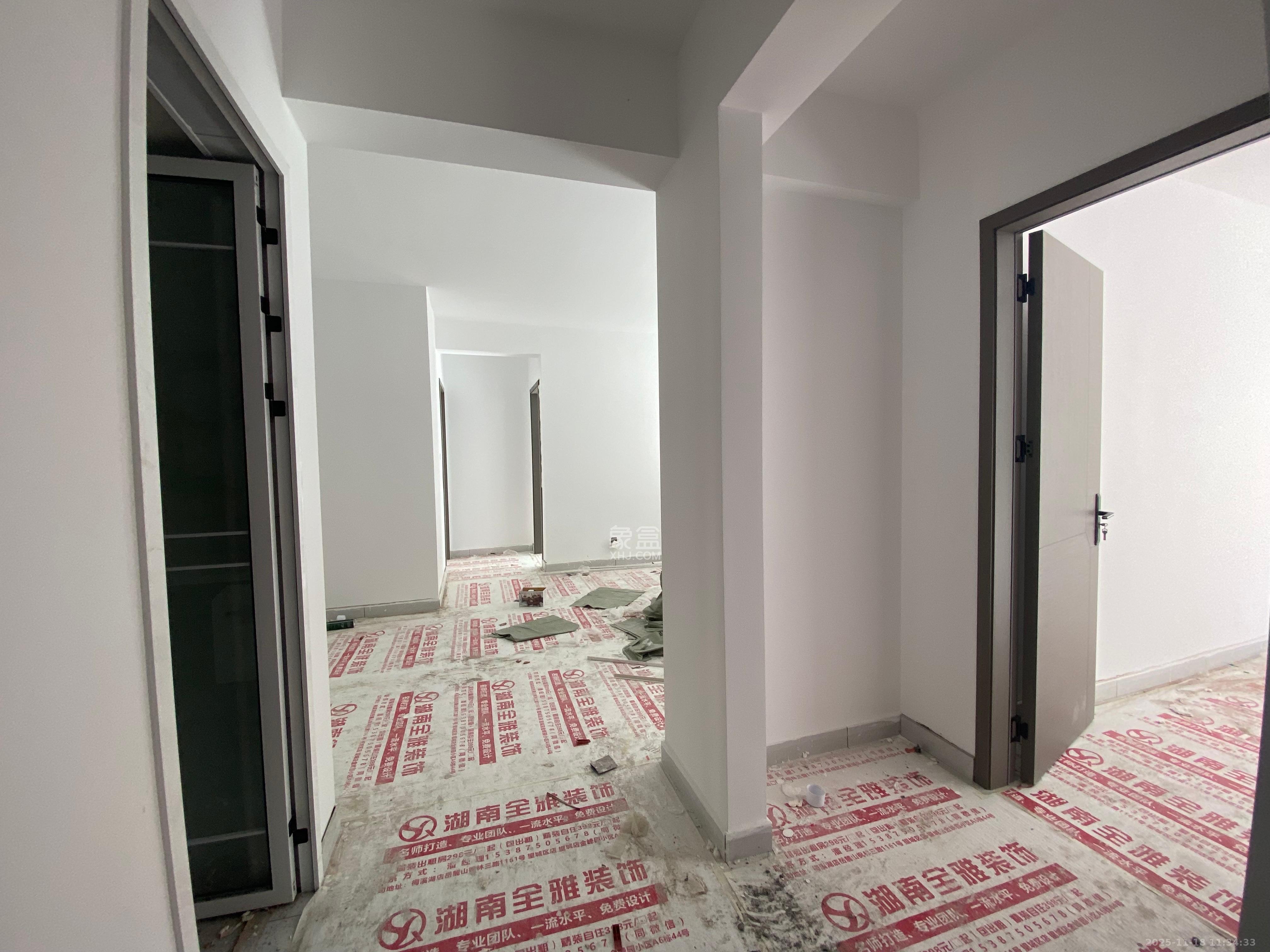 新城国际花都  3室2厅2卫    2000.0元/月