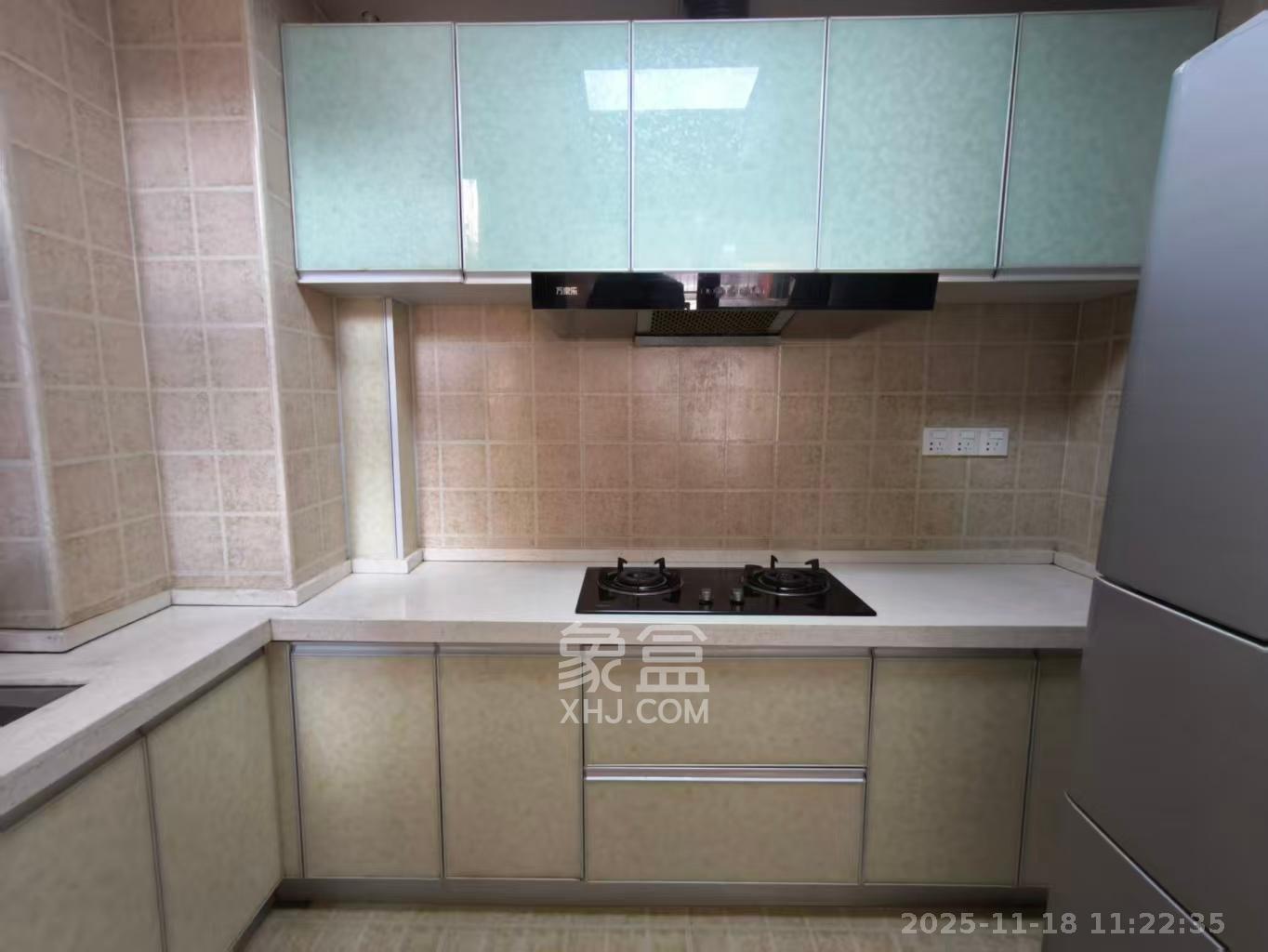 康桥长郡 3室2厅1卫 2200.0元/月 康桥长郡 3室2厅1卫 2200.0元/月室内图