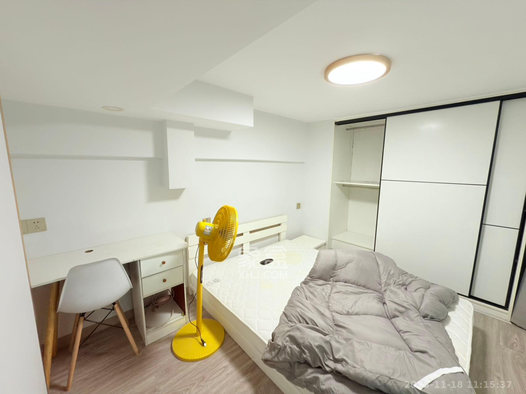 荣盛花语书苑  2室1厅1卫    2300.0元/月室内图