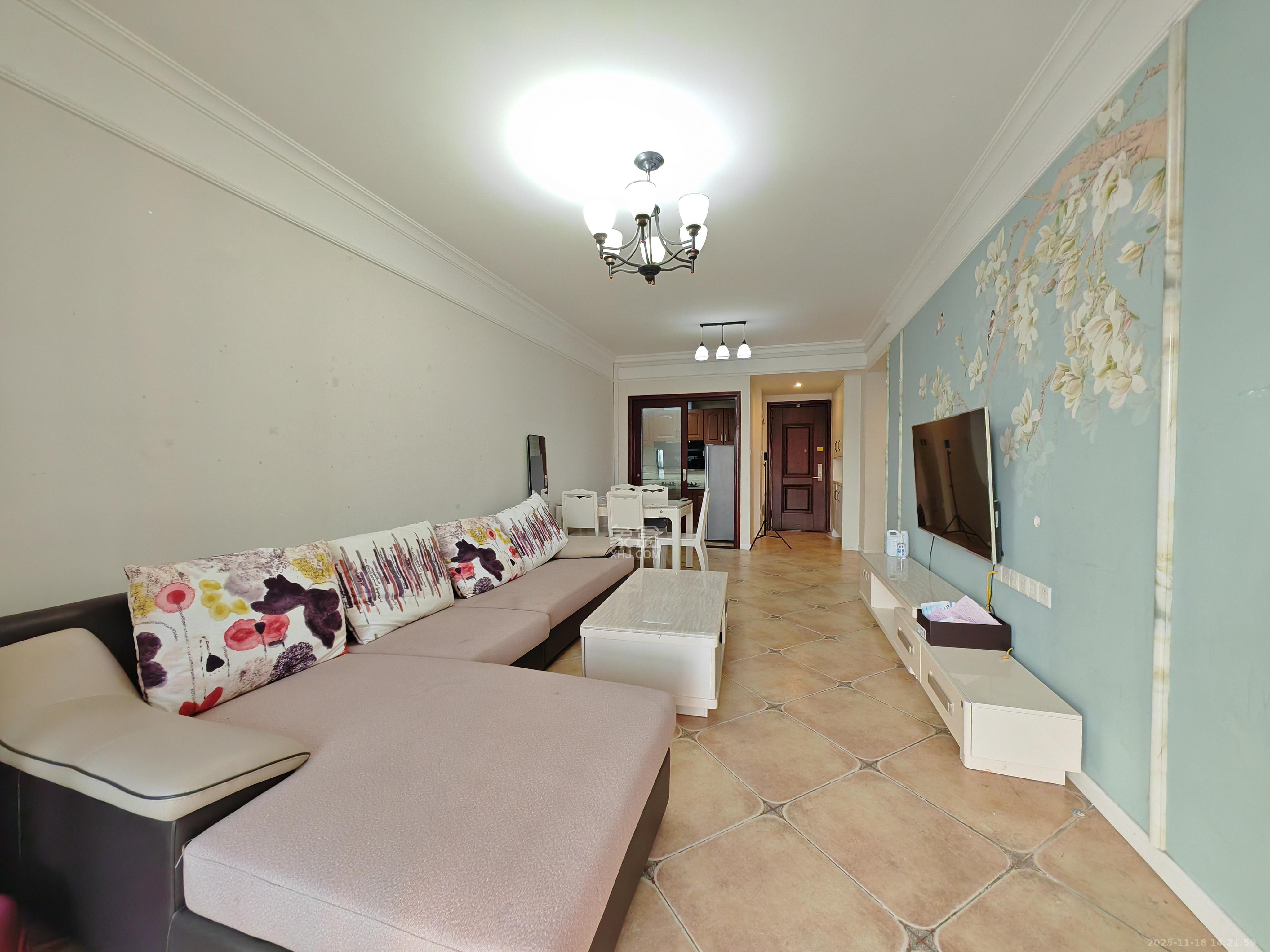 建发中央公园(建发美地) 3室2厅2卫 3600.0元/月 建发中央公园(建发美地) 3室2厅2卫 3600.0元/月室内图