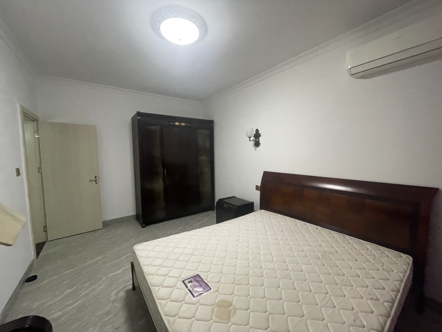 绿地海长流二期  5室2厅2卫    3500.0元/月室内图