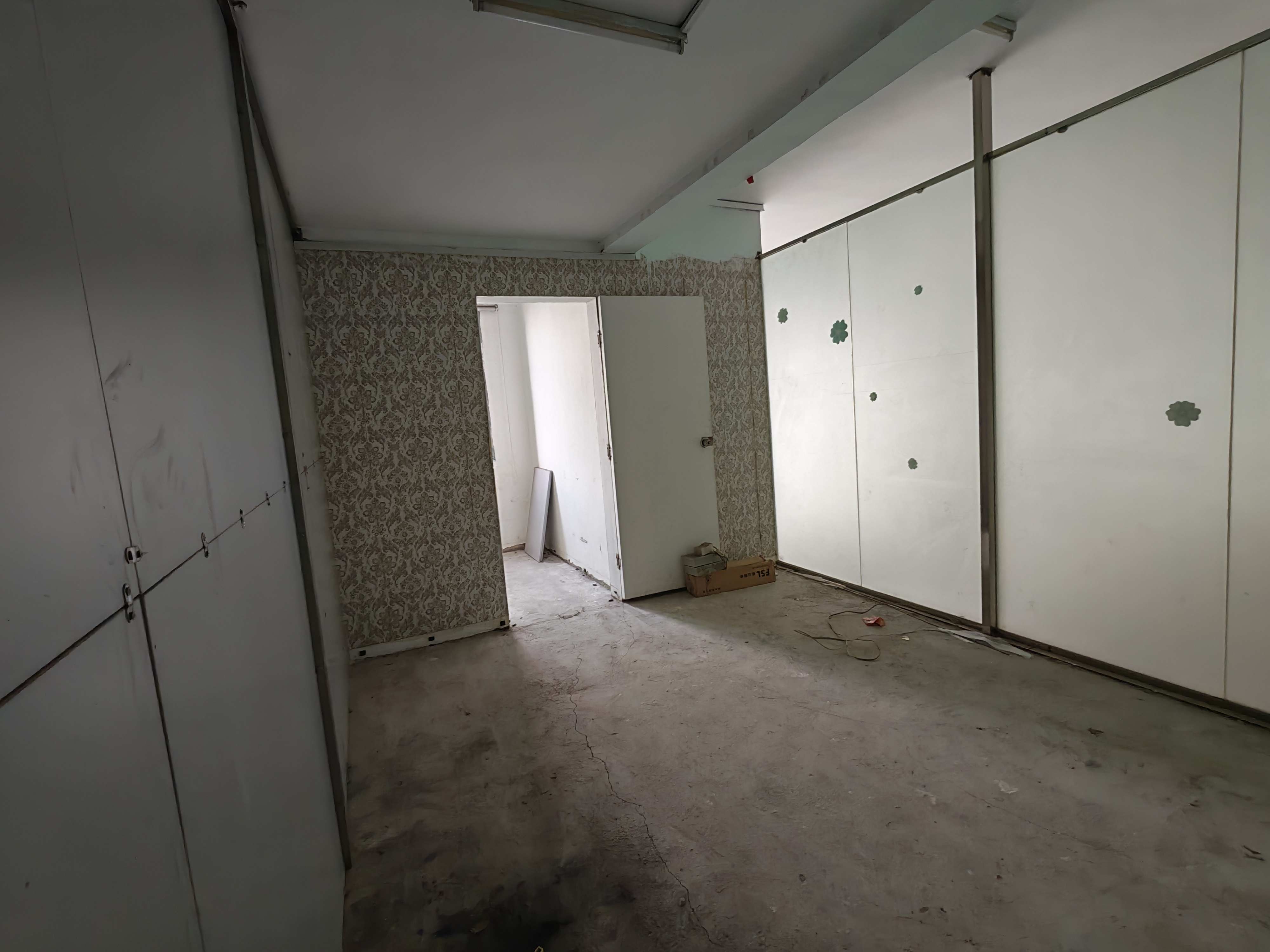 丽天名园 1室0厅0卫 2500.0元/月 丽天名园 1室0厅0卫 2500.0元/月室内图