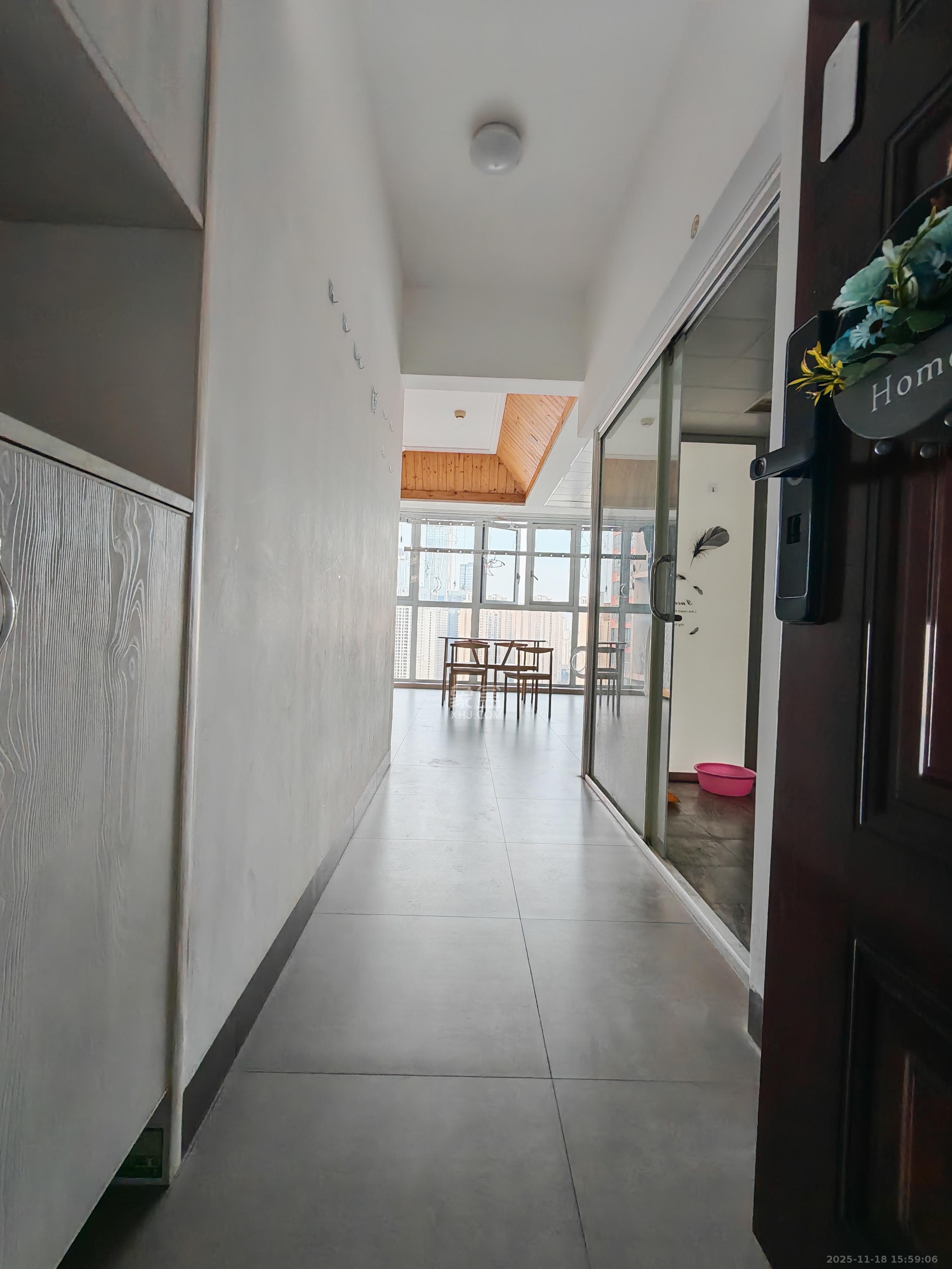 中交里城  1室0厅0卫    1800.0元/月室内图