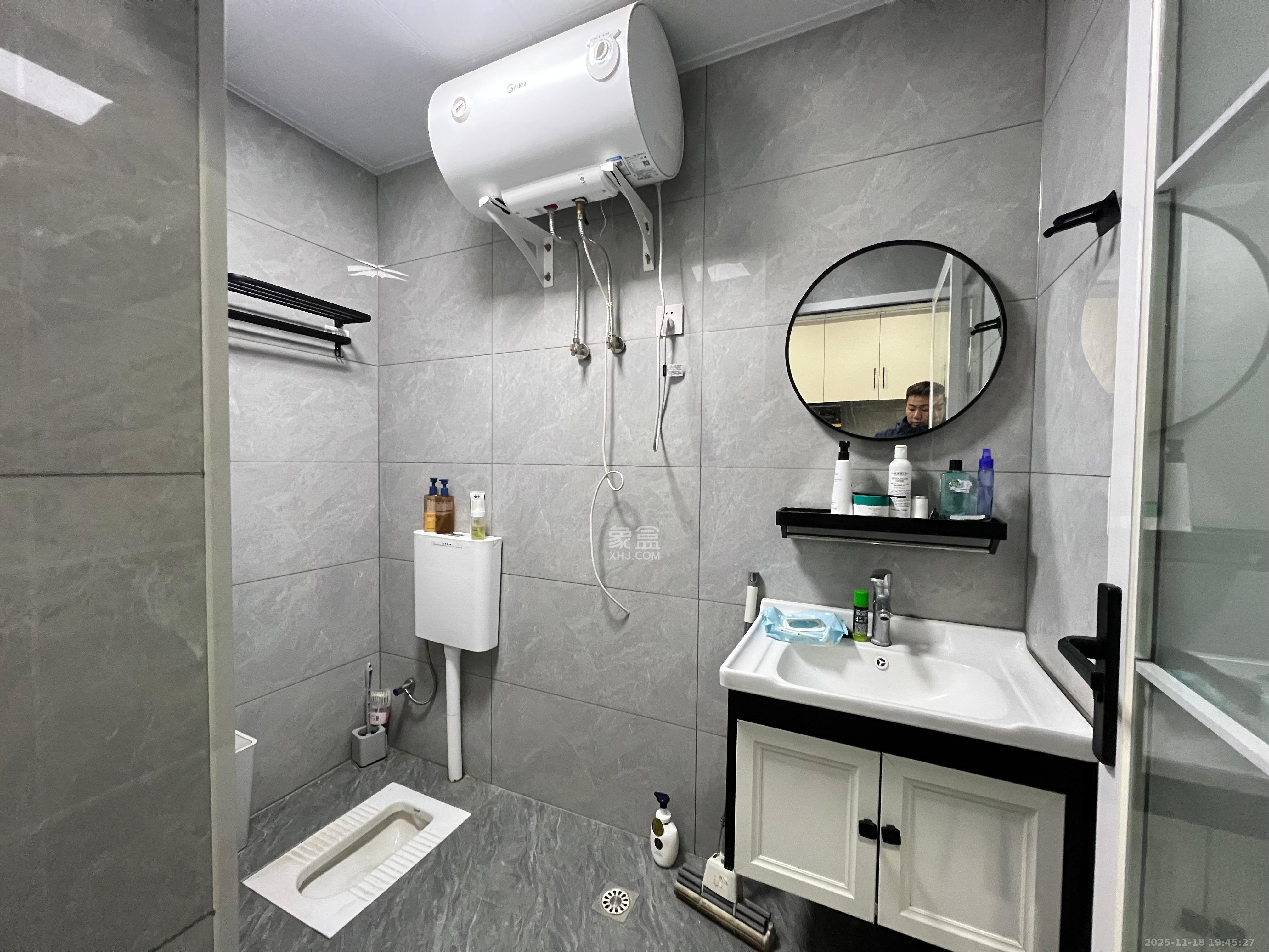 启迪协信中心 1室1厅1卫 1800.0元/月 启迪协信中心 1室1厅1卫 1800.0元/月室内图