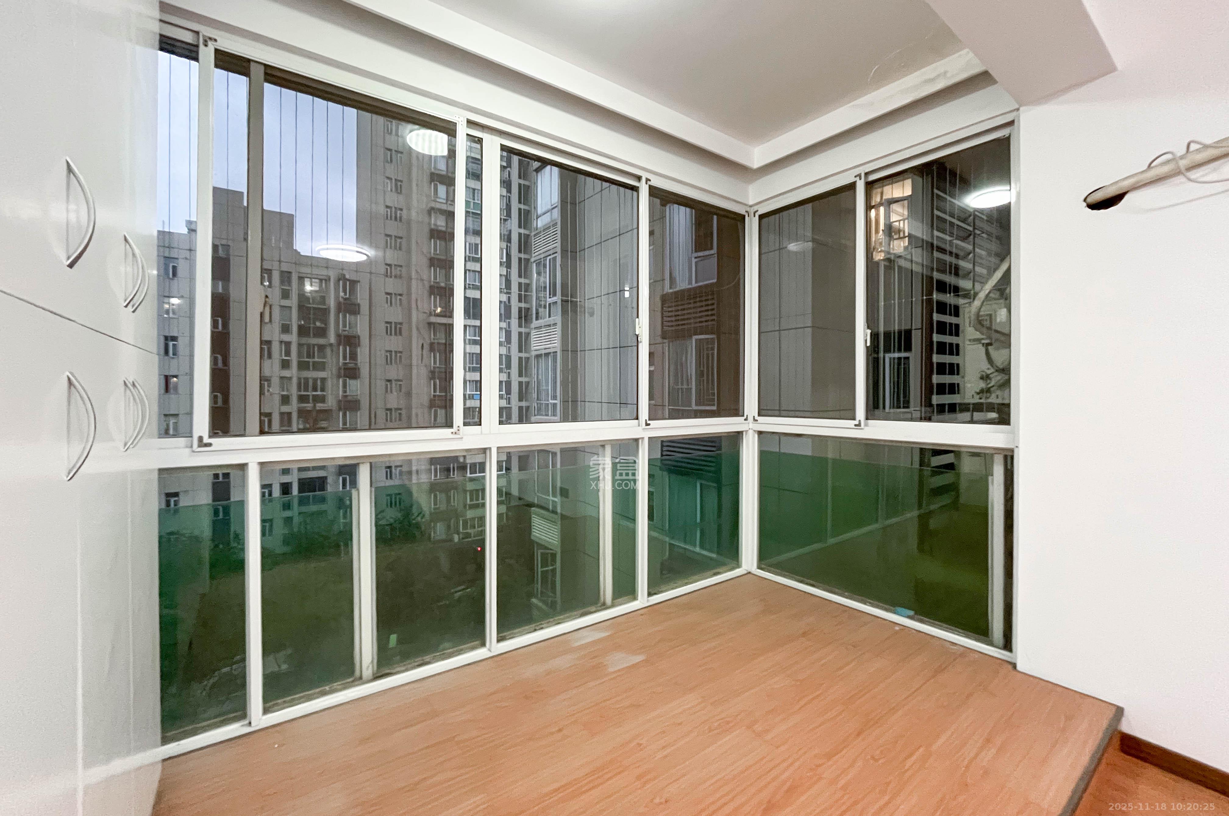 湘麓国际 3室2厅2卫 93.8万 湘麓国际 3室2厅2卫 93.8万其他