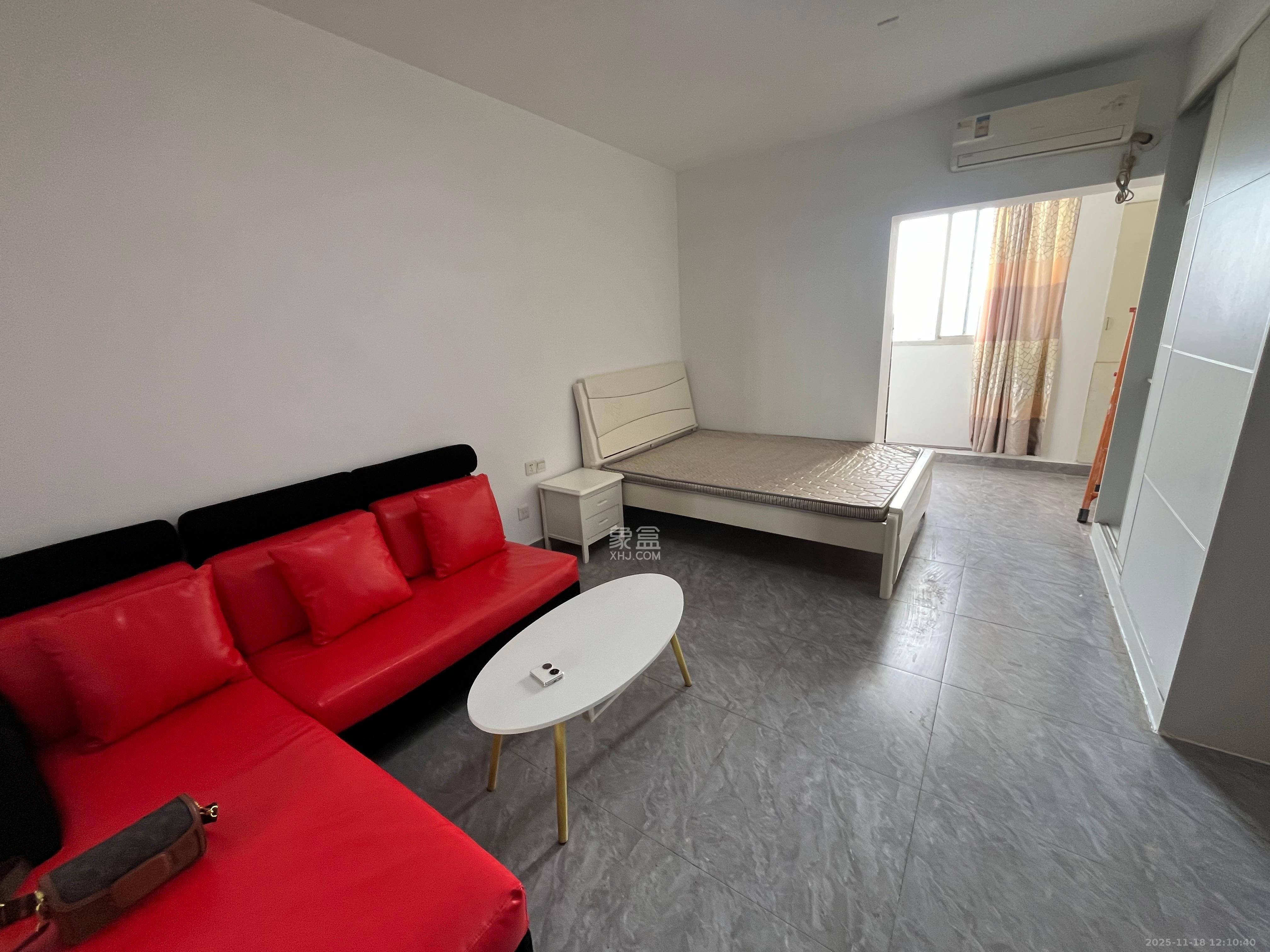 2076至高点 1室1厅1卫 1800.0元/月 2076至高点 1室1厅1卫 1800.0元/月室内图