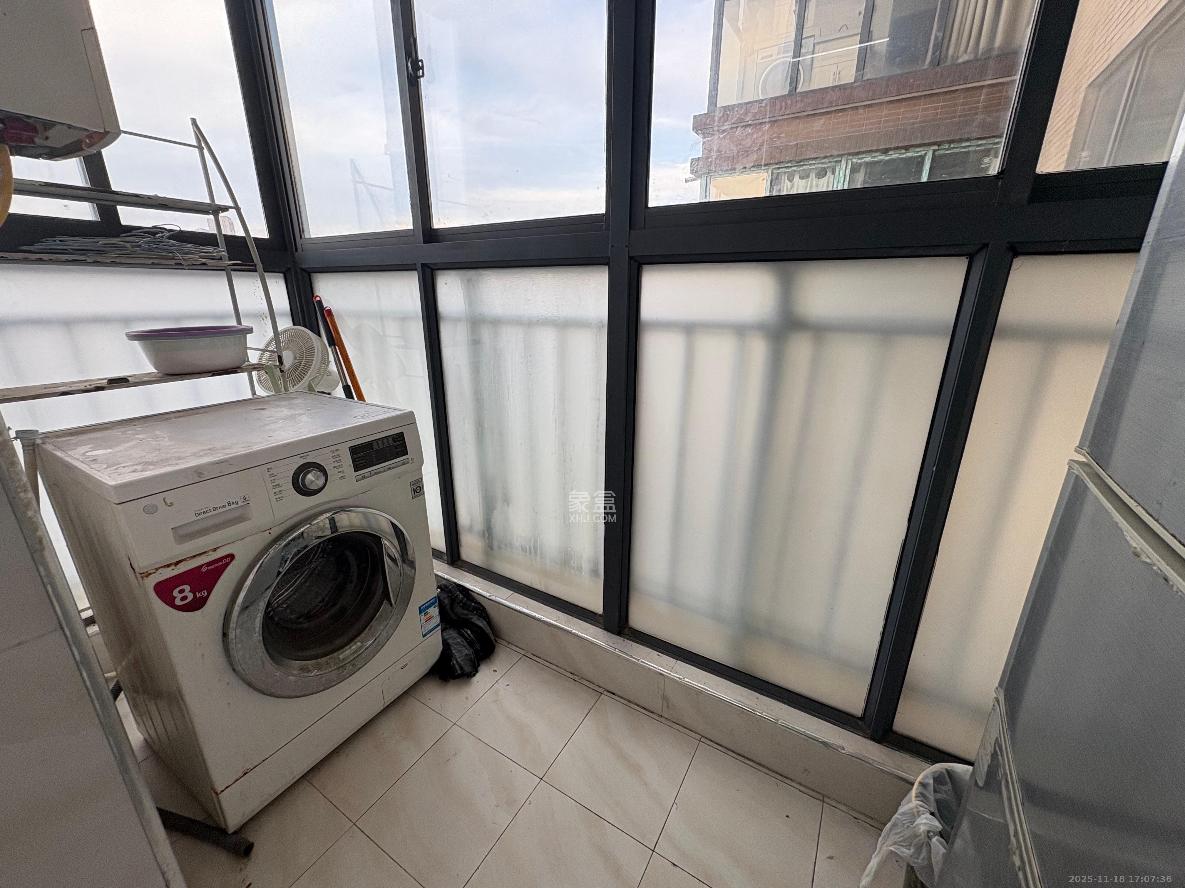 乾城（兴旺乾城）  3室2厅1卫    2000.0元/月室内图