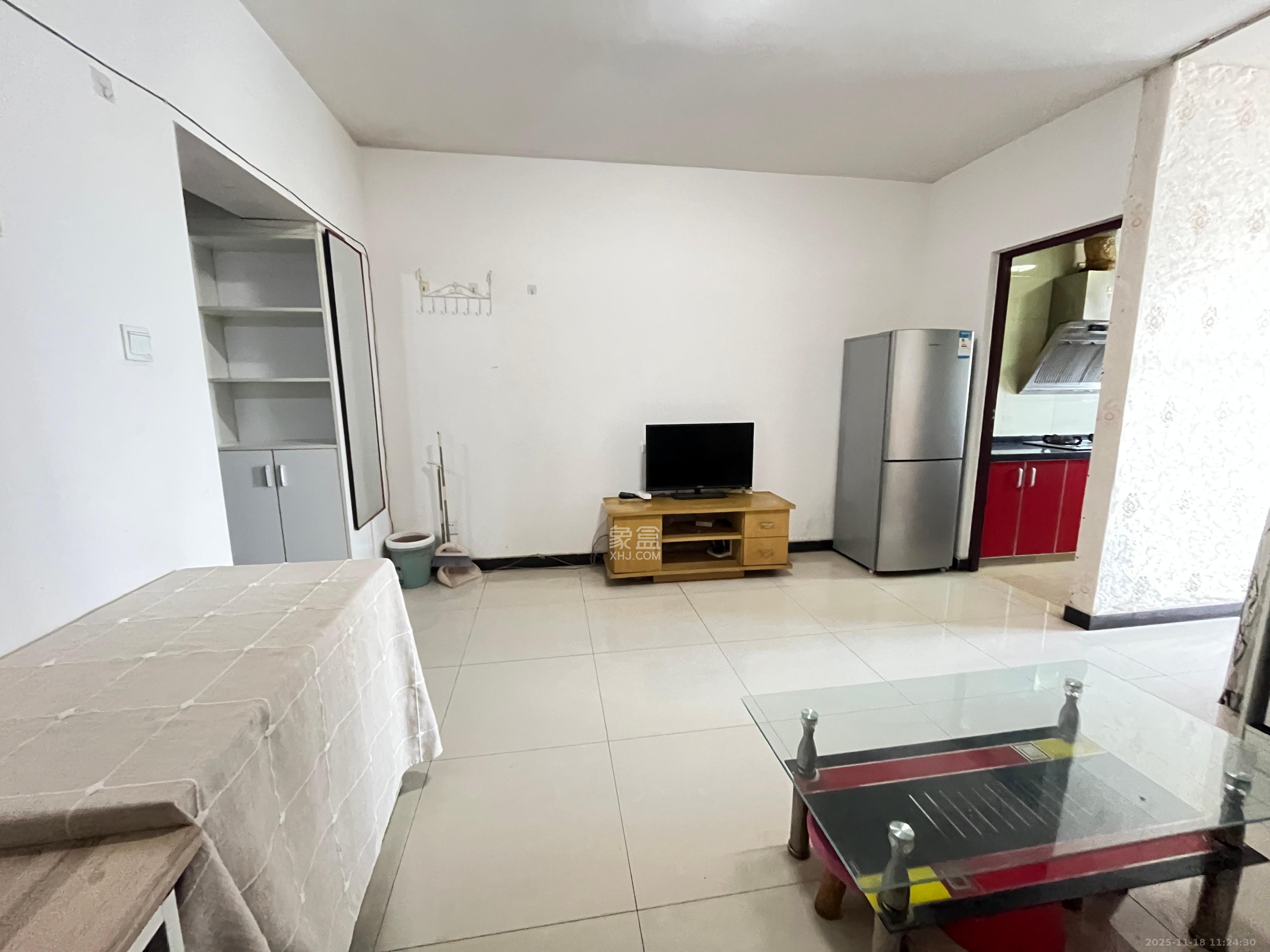 先锋东外滩 1室1厅1卫 1400.0元/月 先锋东外滩 1室1厅1卫 1400.0元/月室内图